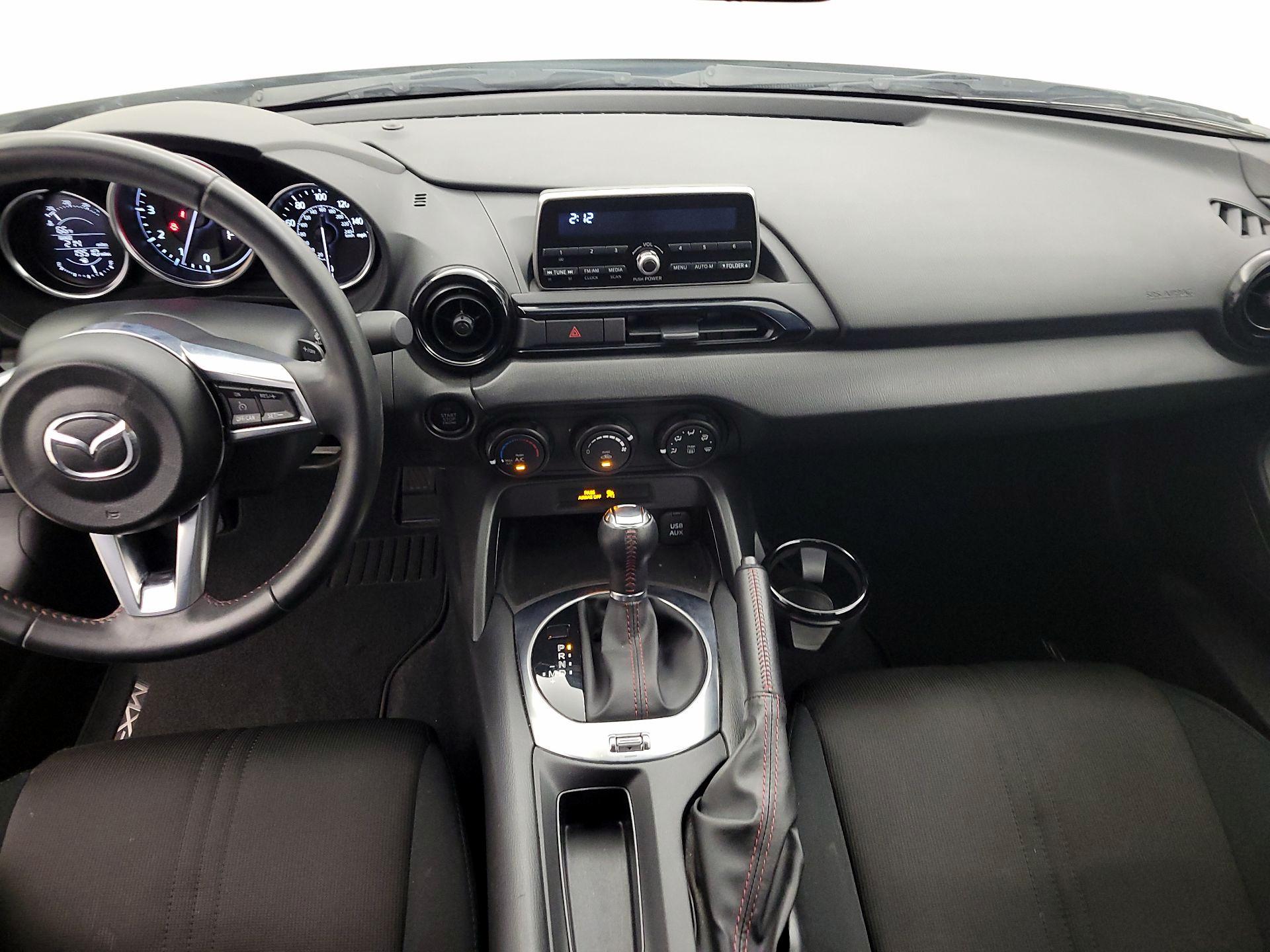 Thumbnail: 2016 Mazda MX-5 Miata - 9