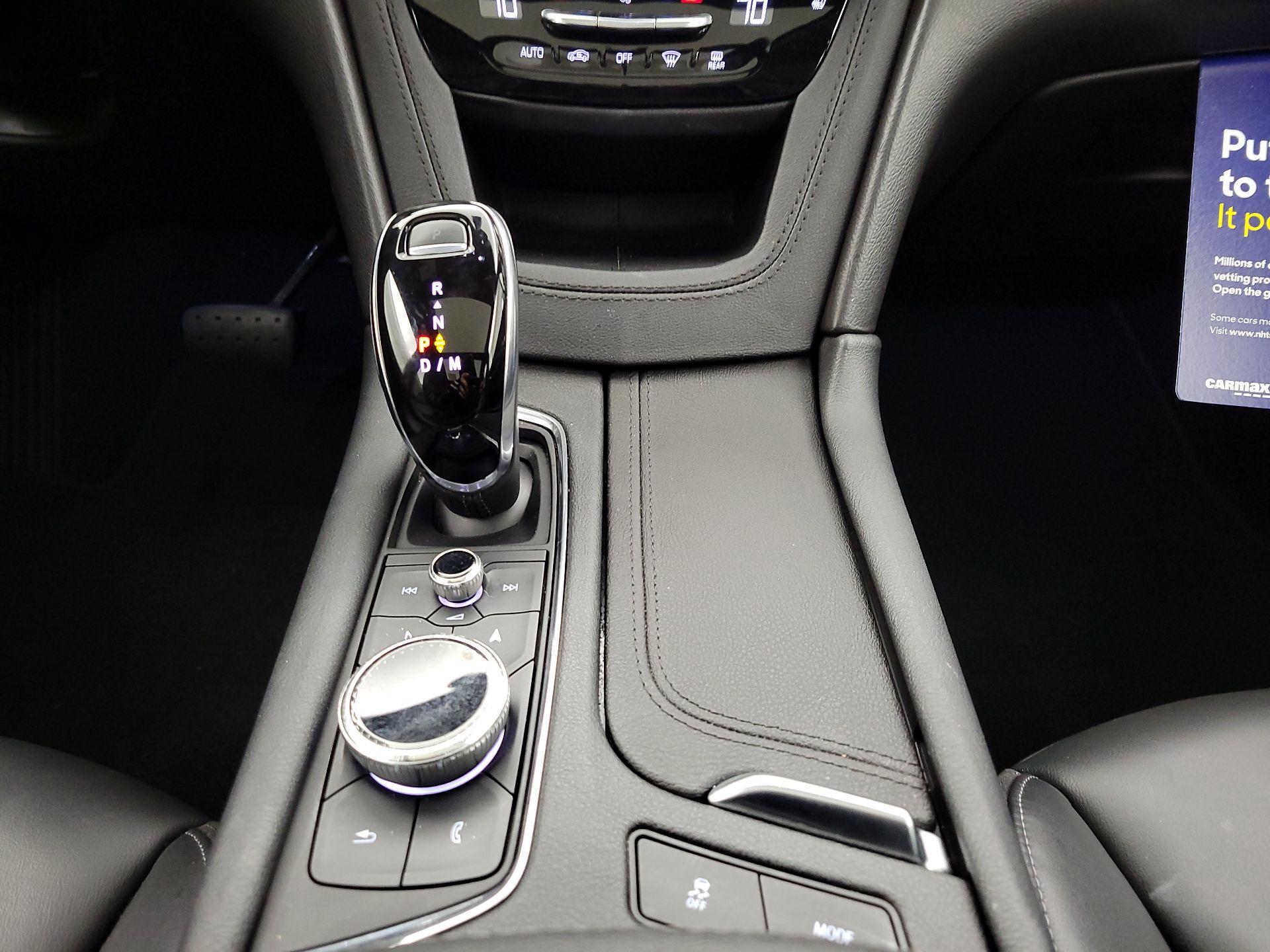 Thumbnail: 2020 Cadillac XT6 - 18