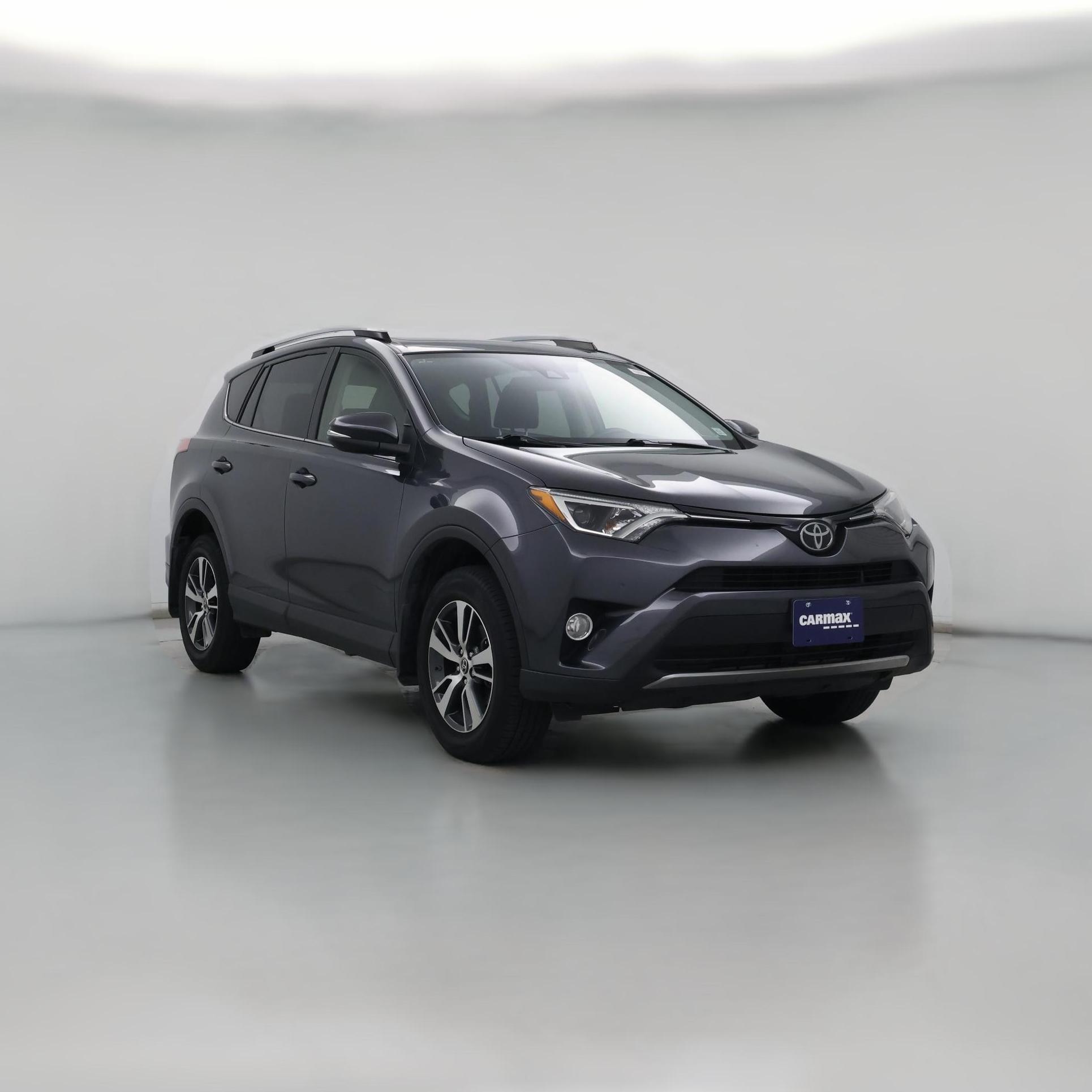 Thumbnail: 2018 Toyota RAV4 - 1