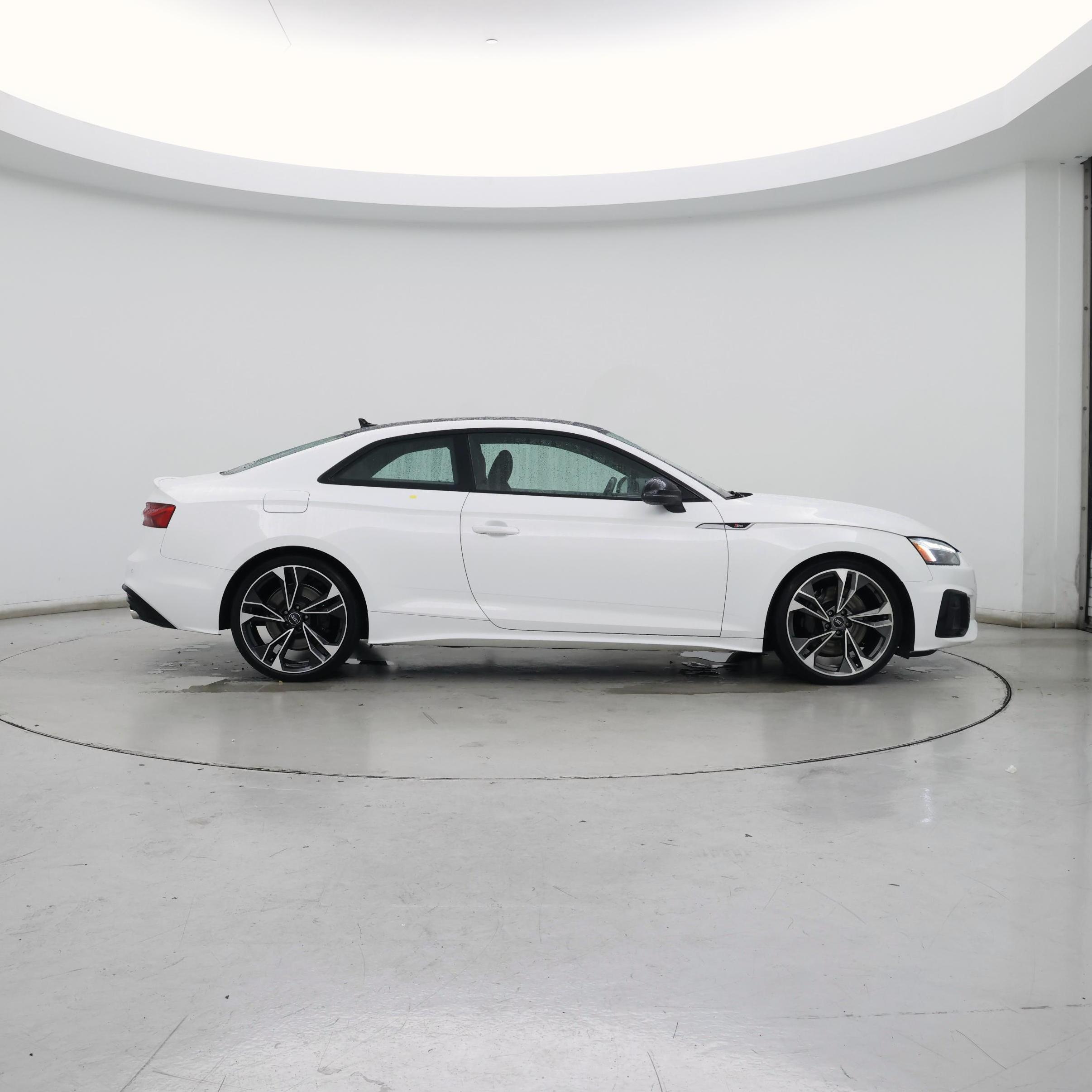 Thumbnail: 2021 Audi S5 - 7