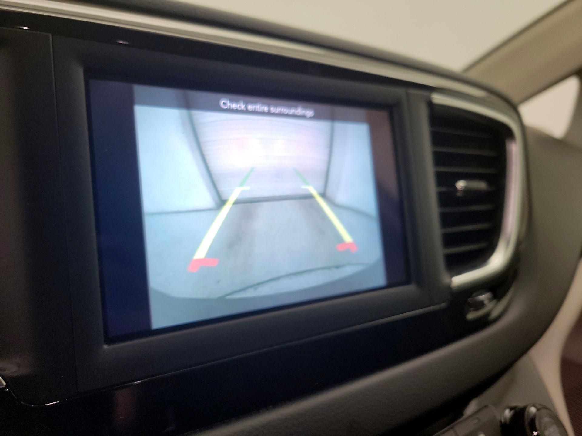 Thumbnail: 2018 Chrysler Pacifica - 14