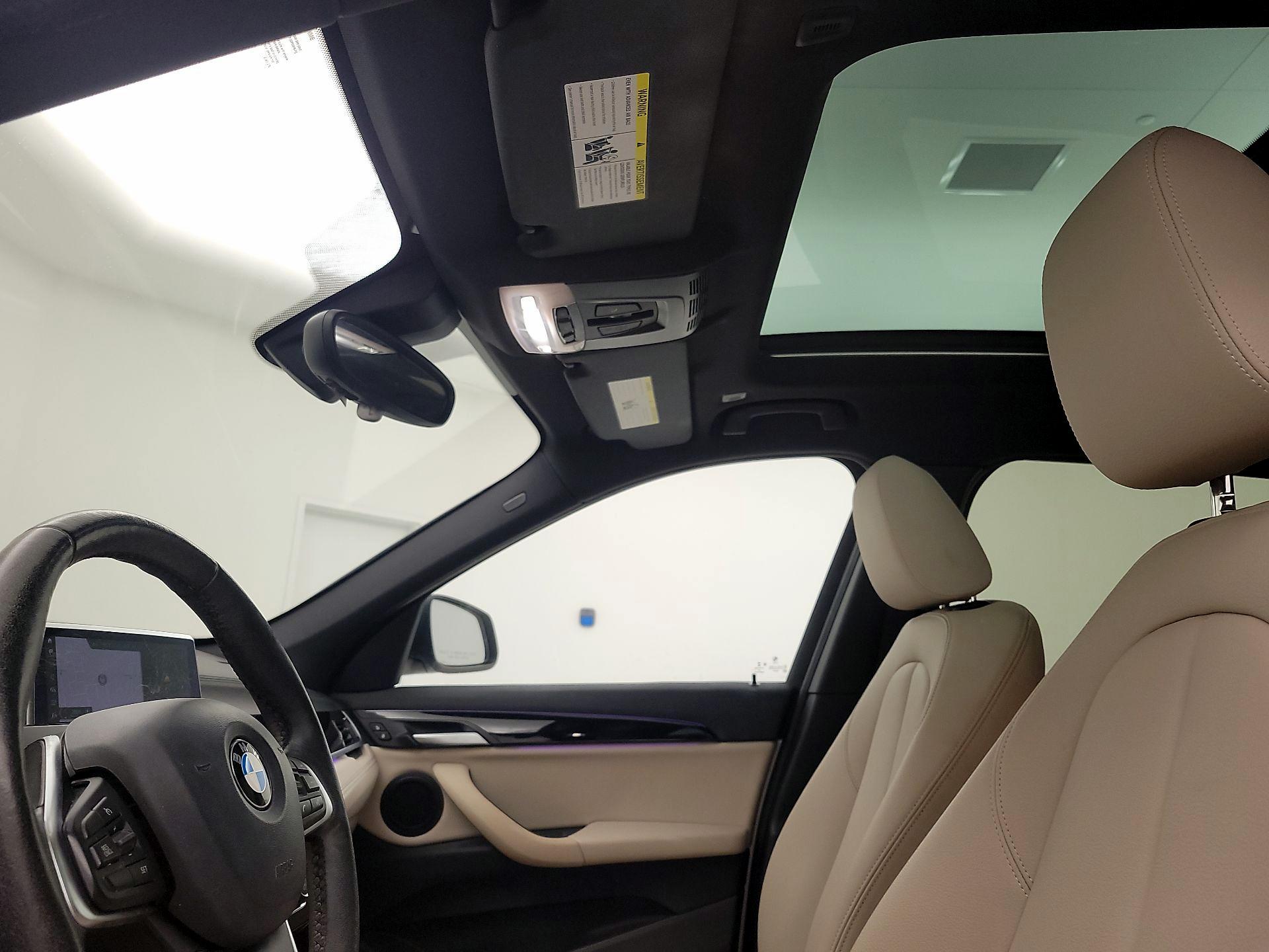 Thumbnail: 2020 BMW X1 - 20