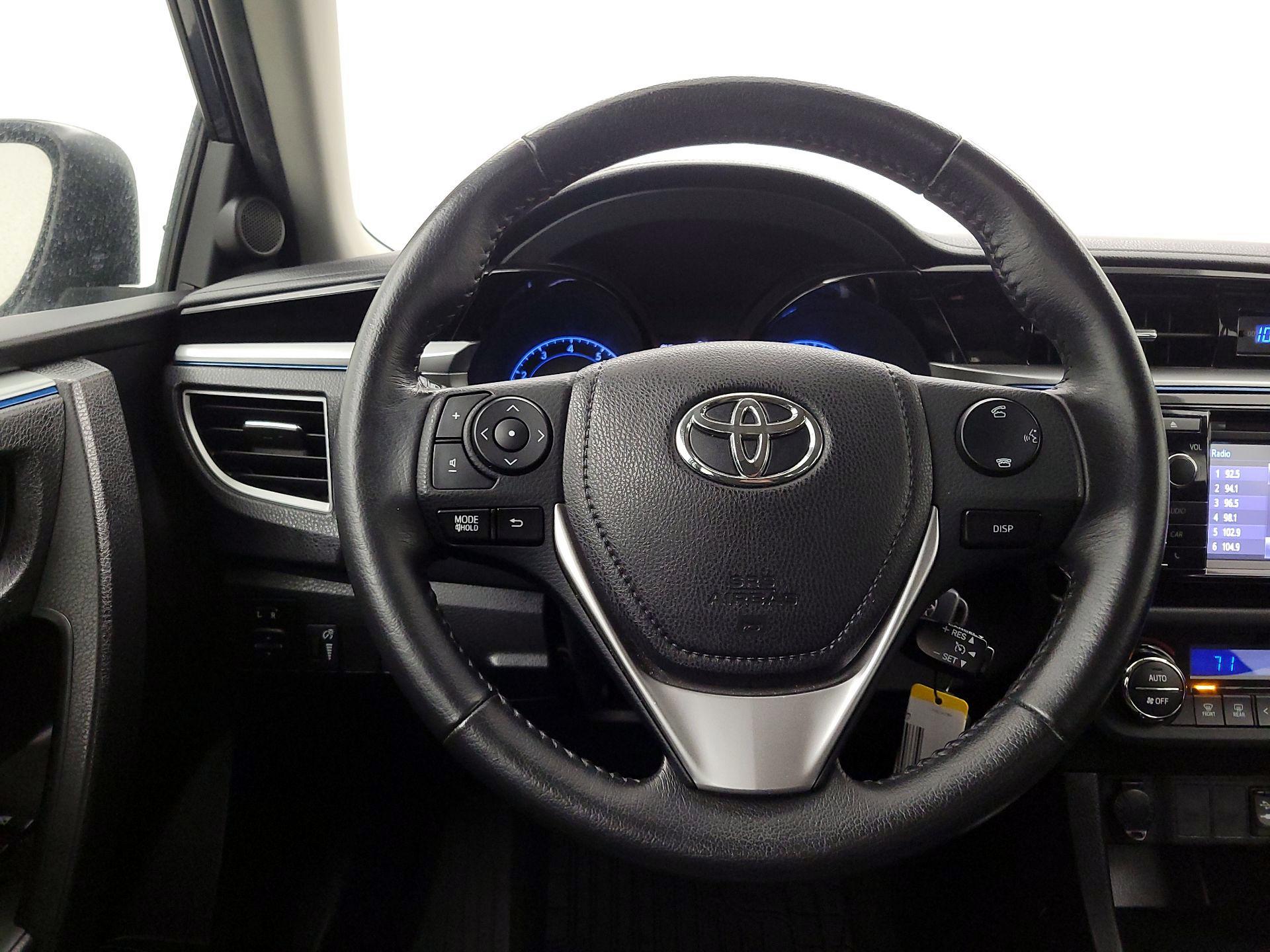 Thumbnail: 2014 Toyota Corolla - 10