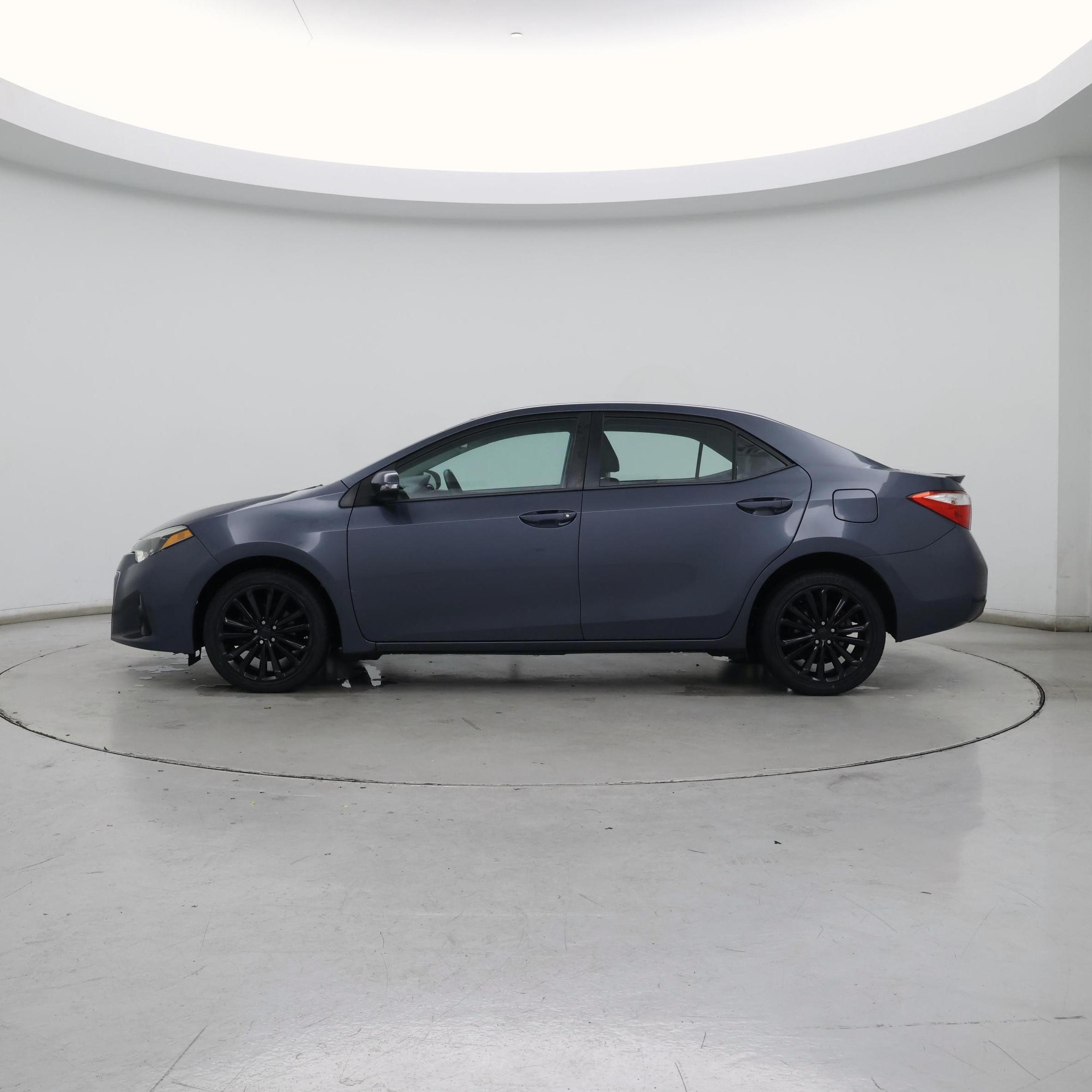 Thumbnail: 2014 Toyota Corolla - 3