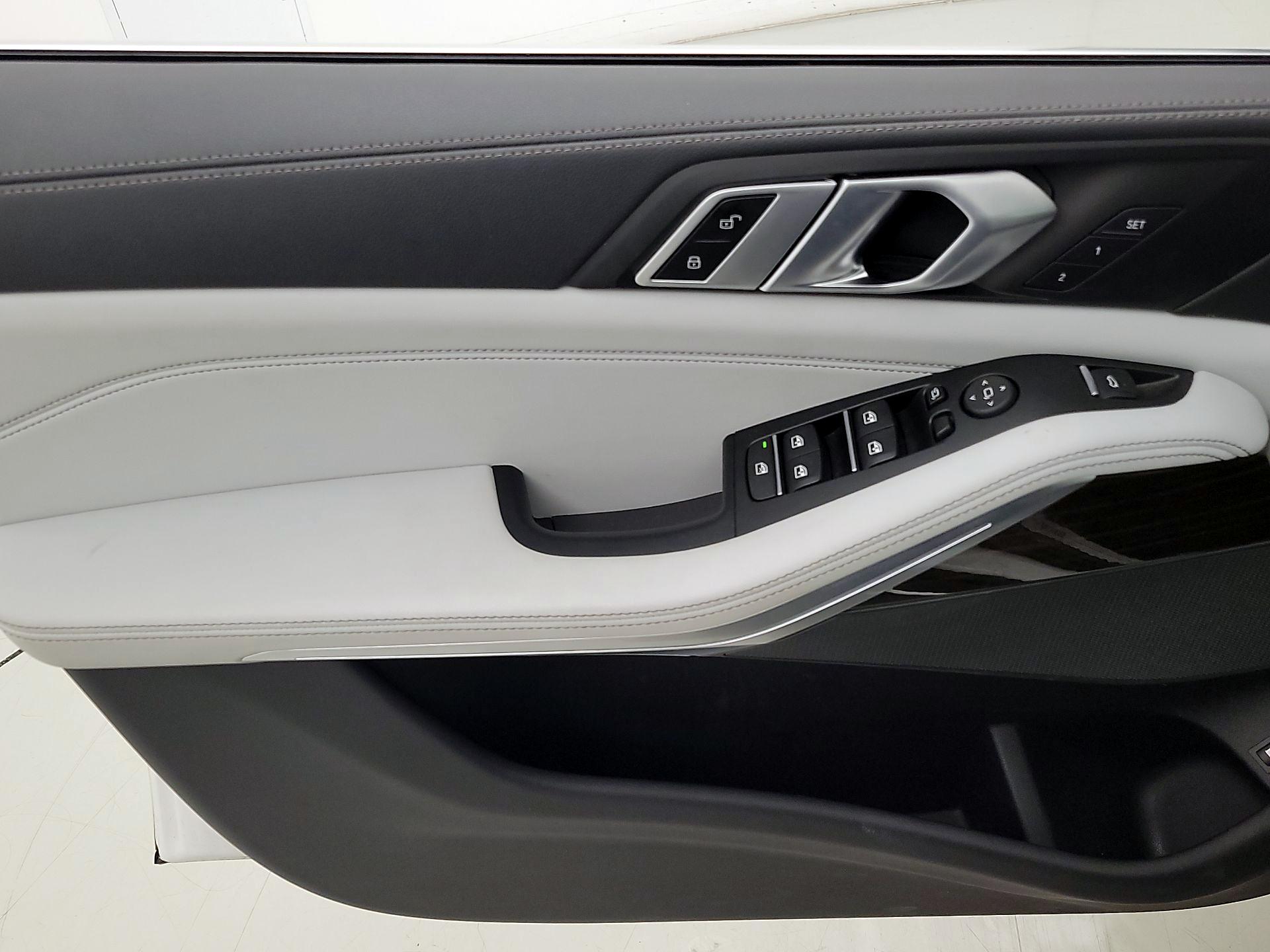 Thumbnail: 2023 BMW X5 - 12