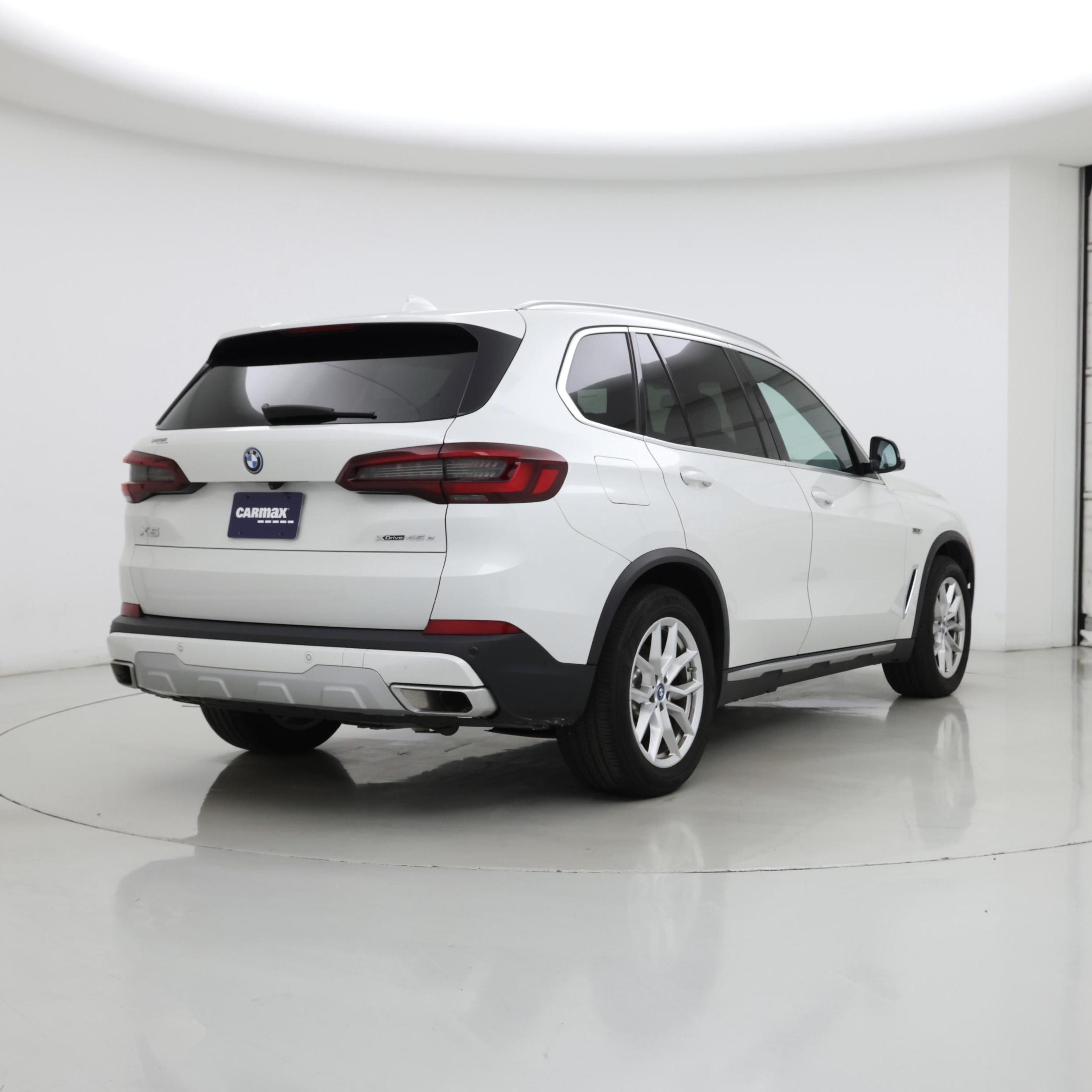 Thumbnail: 2023 BMW X5 - 8