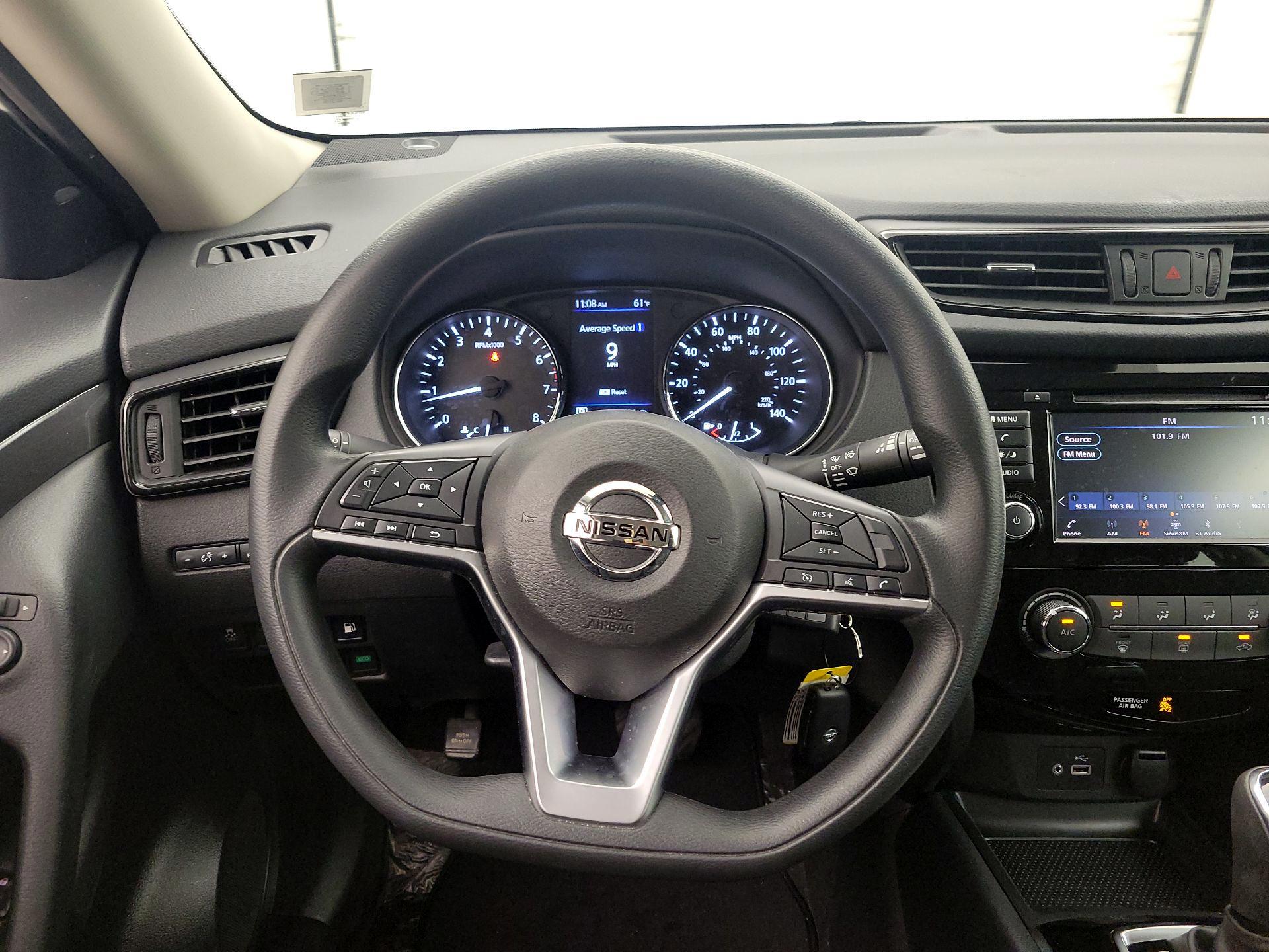 Thumbnail: 2020 Nissan Rogue - 10