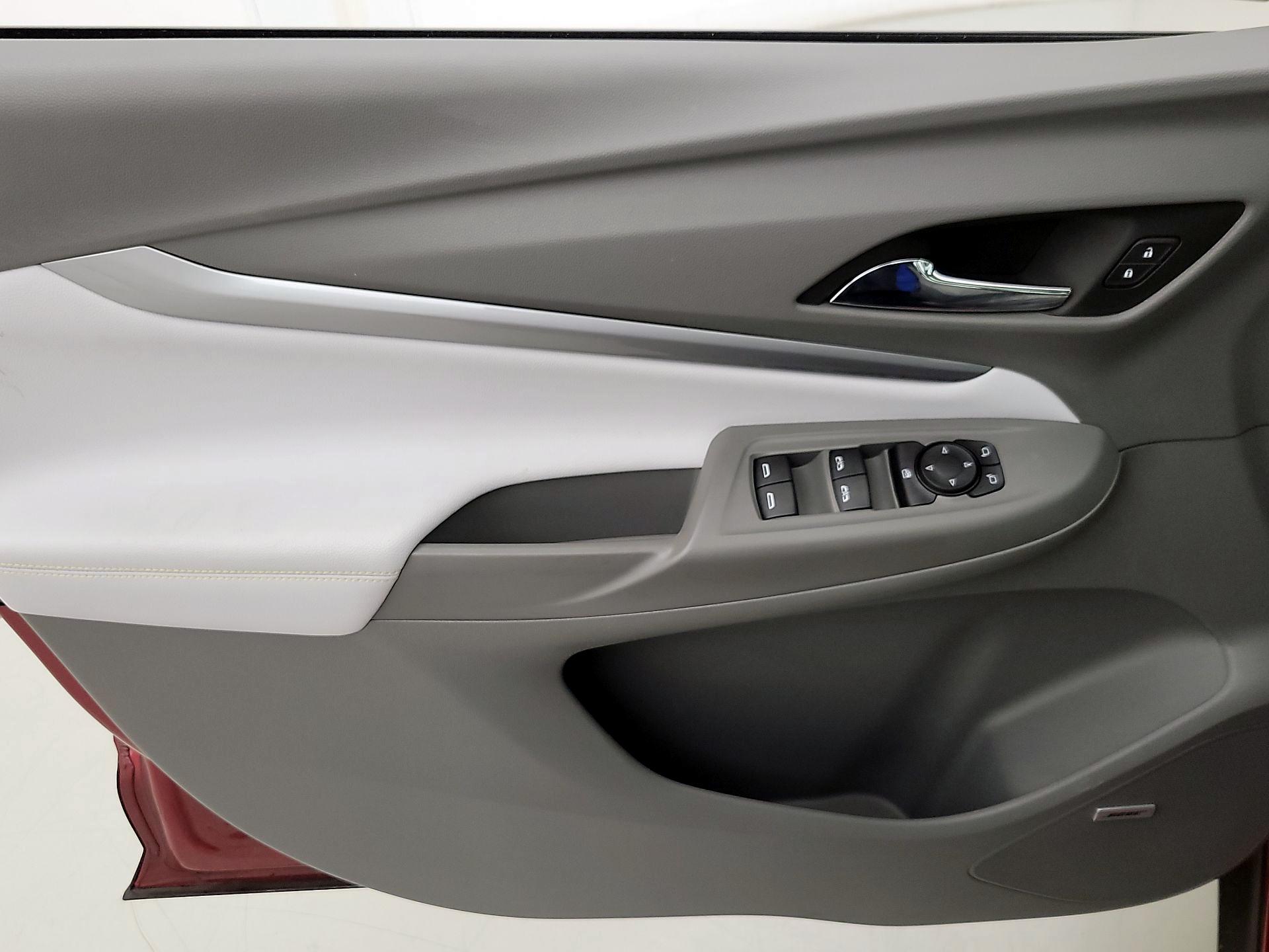 Thumbnail: 2023 Chevrolet Bolt EUV - 12