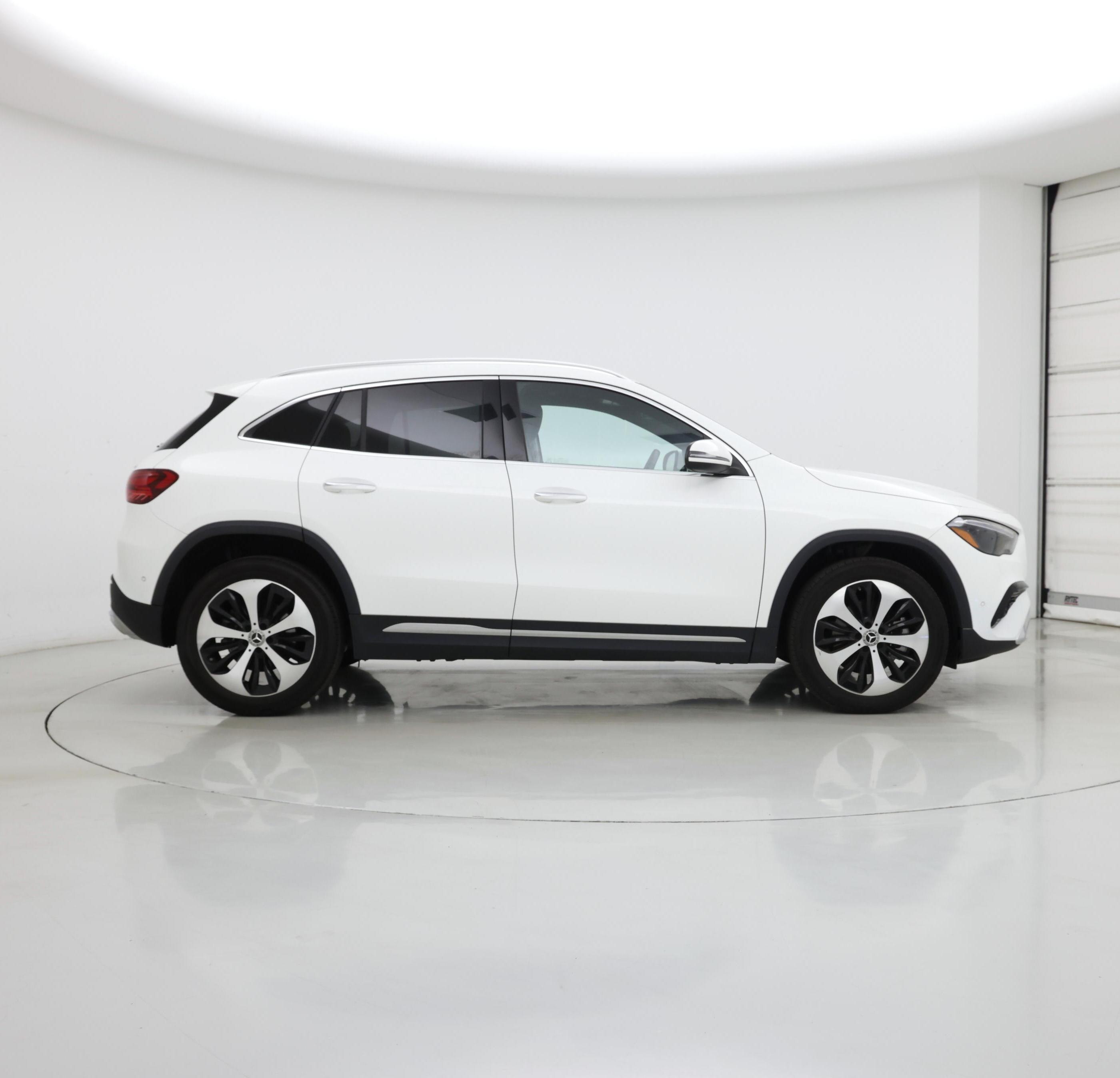 Thumbnail: 2024 Mercedes-Benz GLA - 7