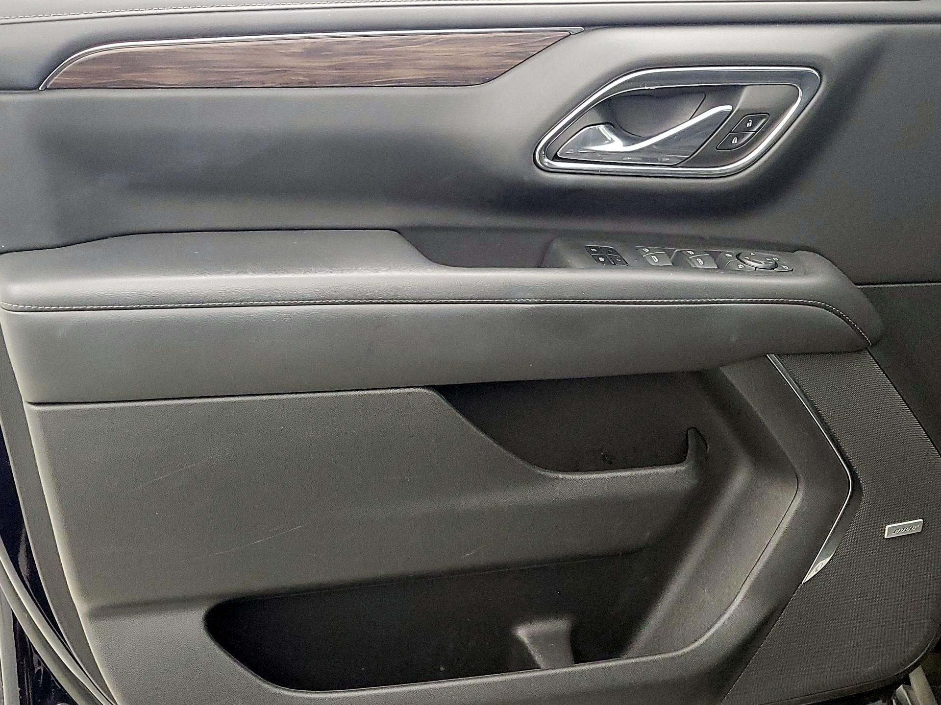 Thumbnail: 2023 Chevrolet Suburban - 12