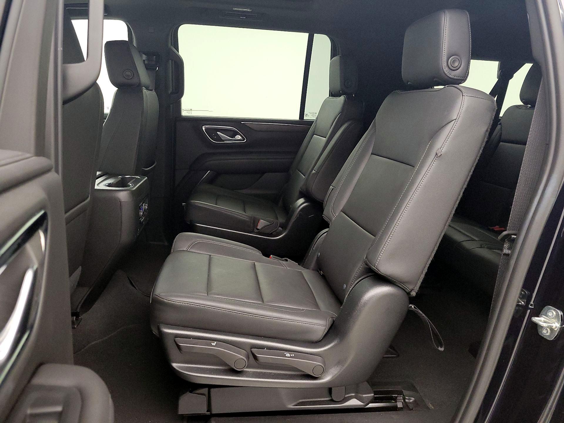 Thumbnail: 2023 Chevrolet Suburban - 20