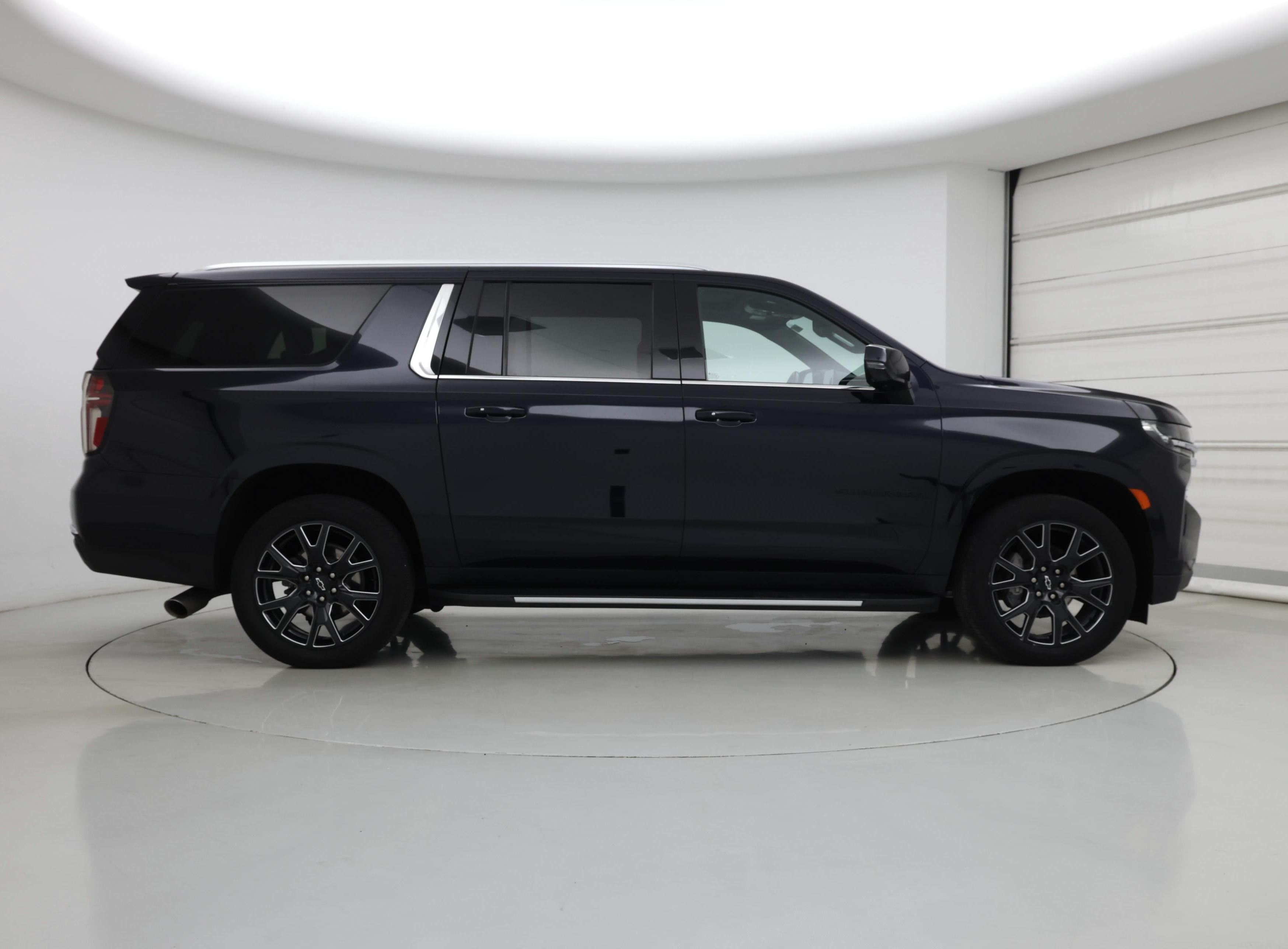 Thumbnail: 2023 Chevrolet Suburban - 7