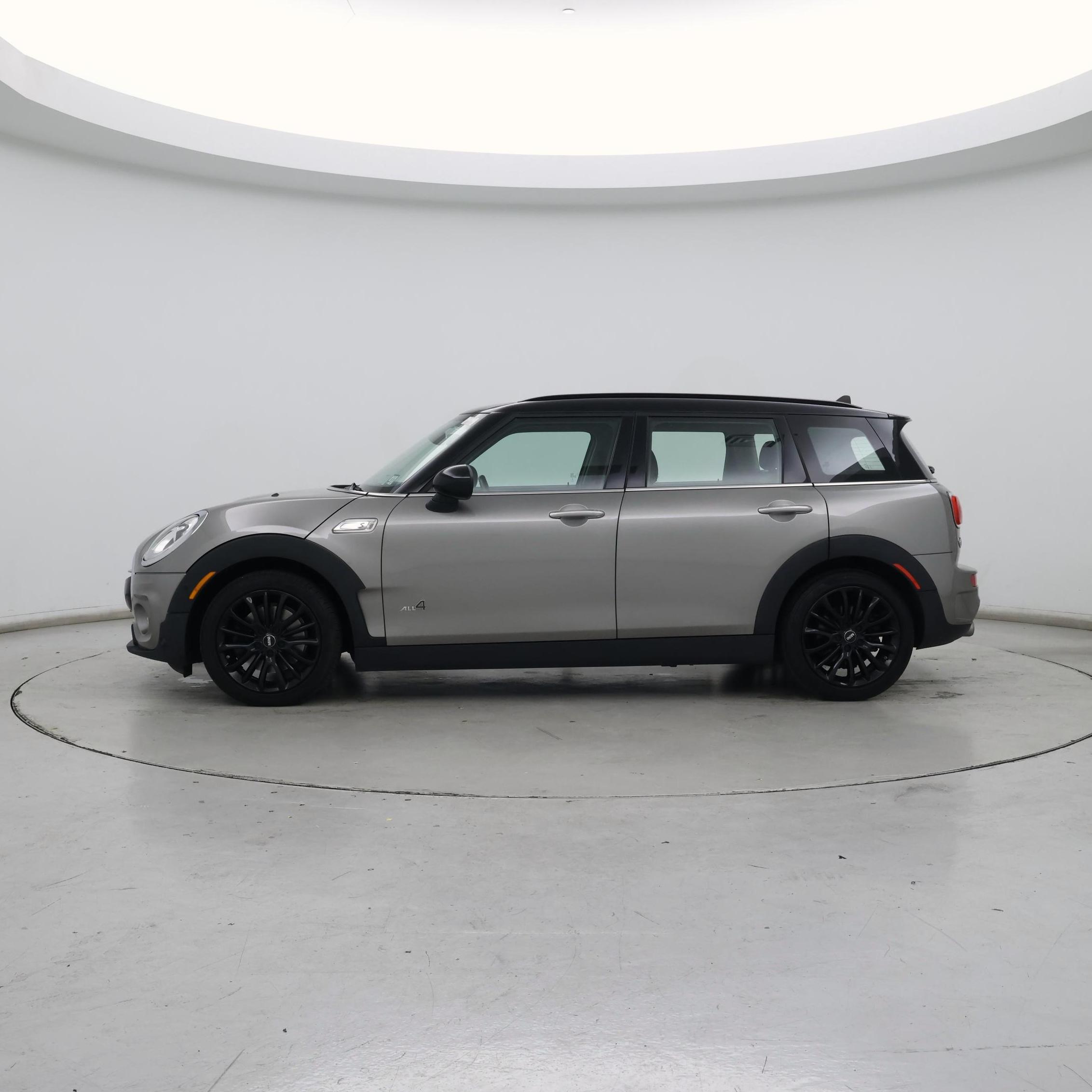 Thumbnail: 2018 MINI Cooper Clubman - 3