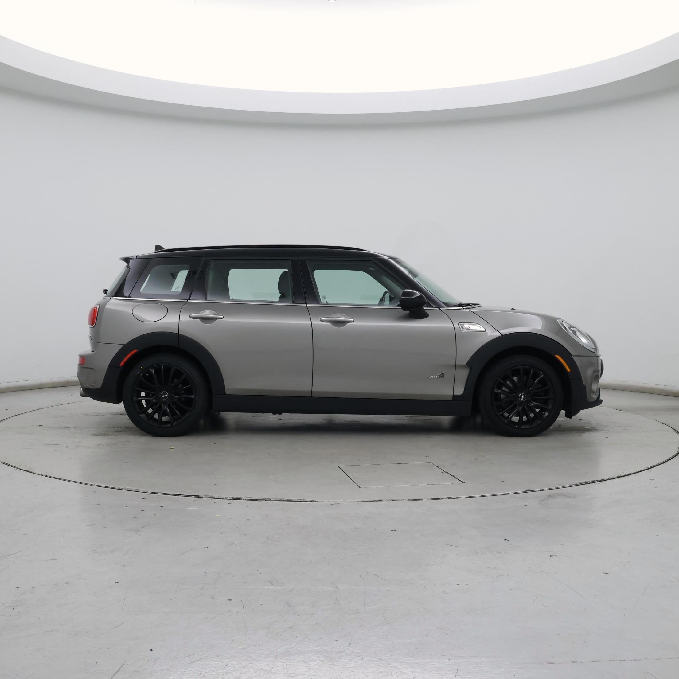 Thumbnail: 2018 MINI Cooper Clubman - 7