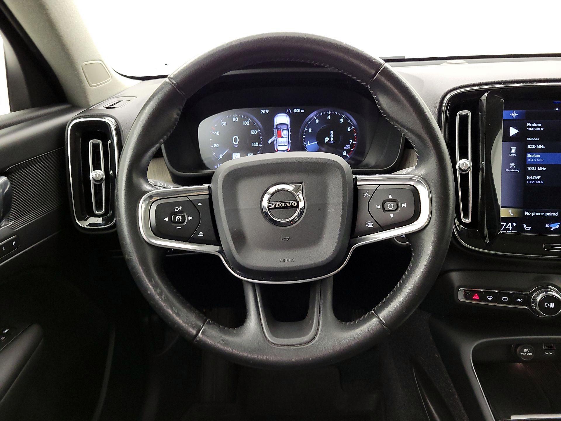 Thumbnail: 2019 Volvo XC40 - 10