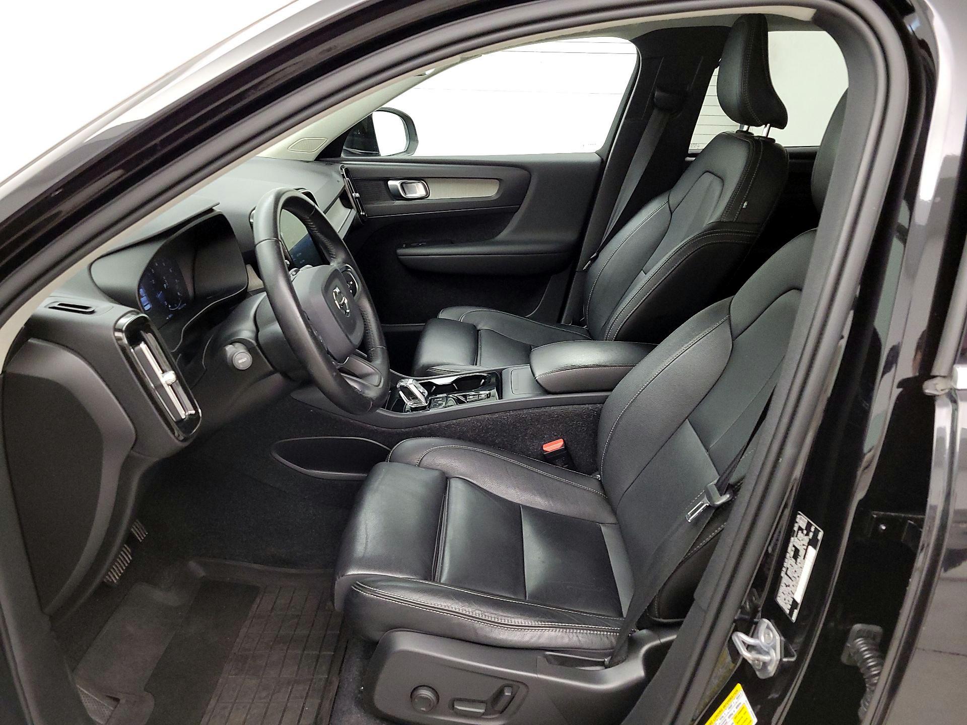 Thumbnail: 2019 Volvo XC40 - 11