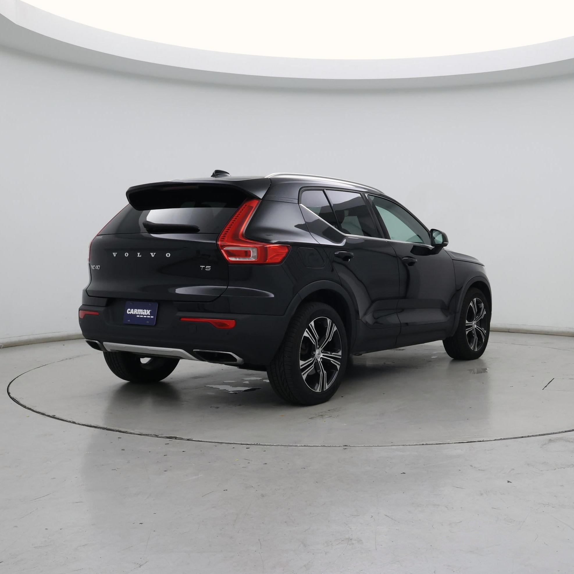 Thumbnail: 2019 Volvo XC40 - 8