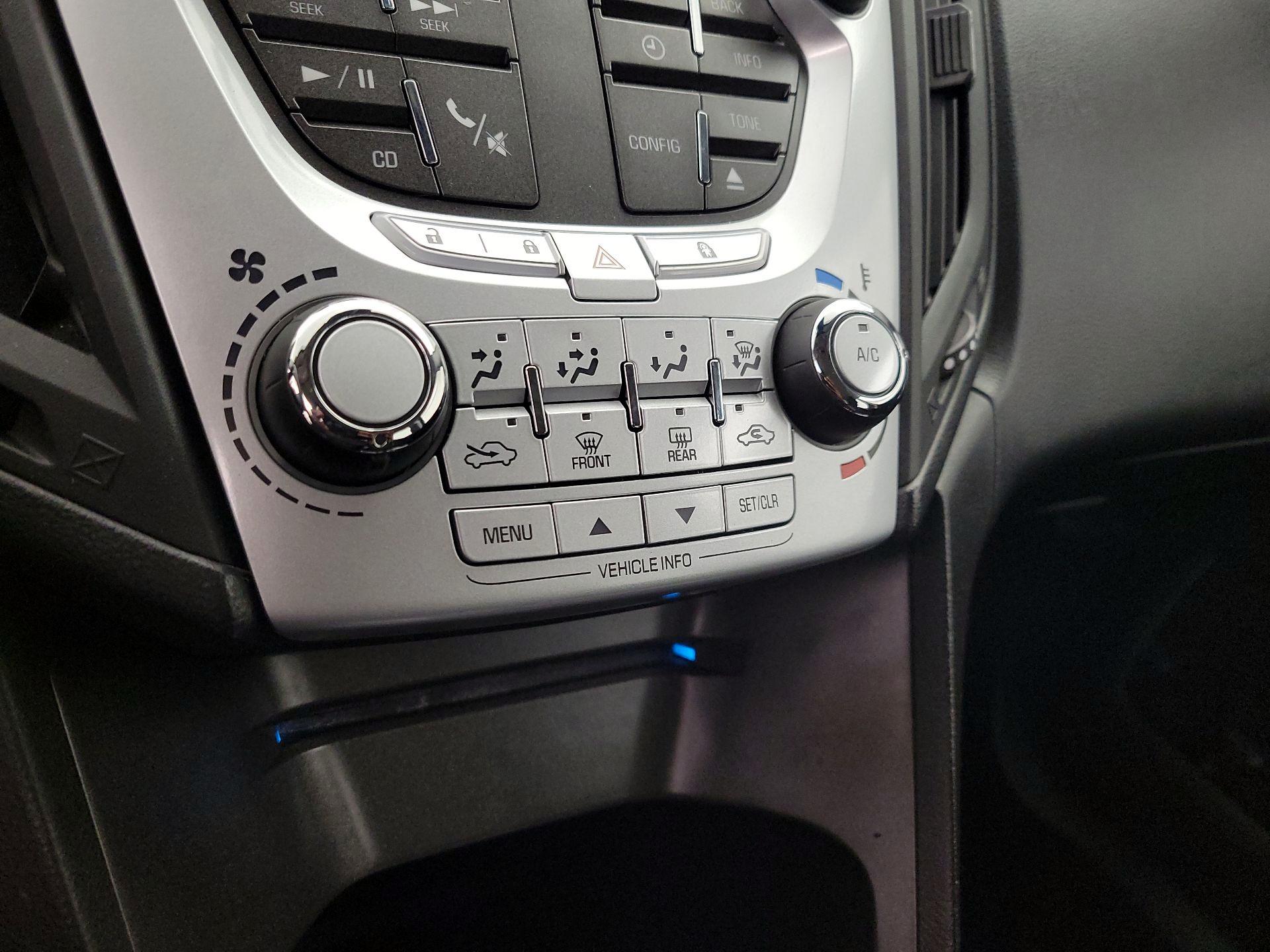 Thumbnail: 2015 Chevrolet Equinox - 14