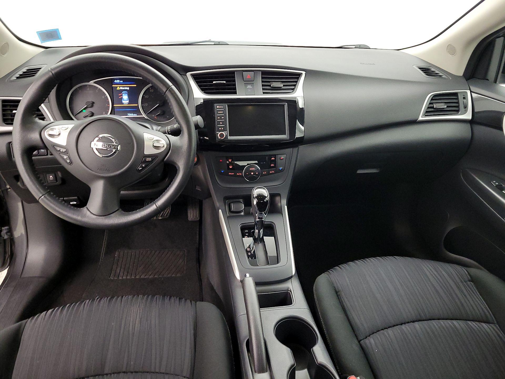 Thumbnail: 2019 Nissan Sentra - 9