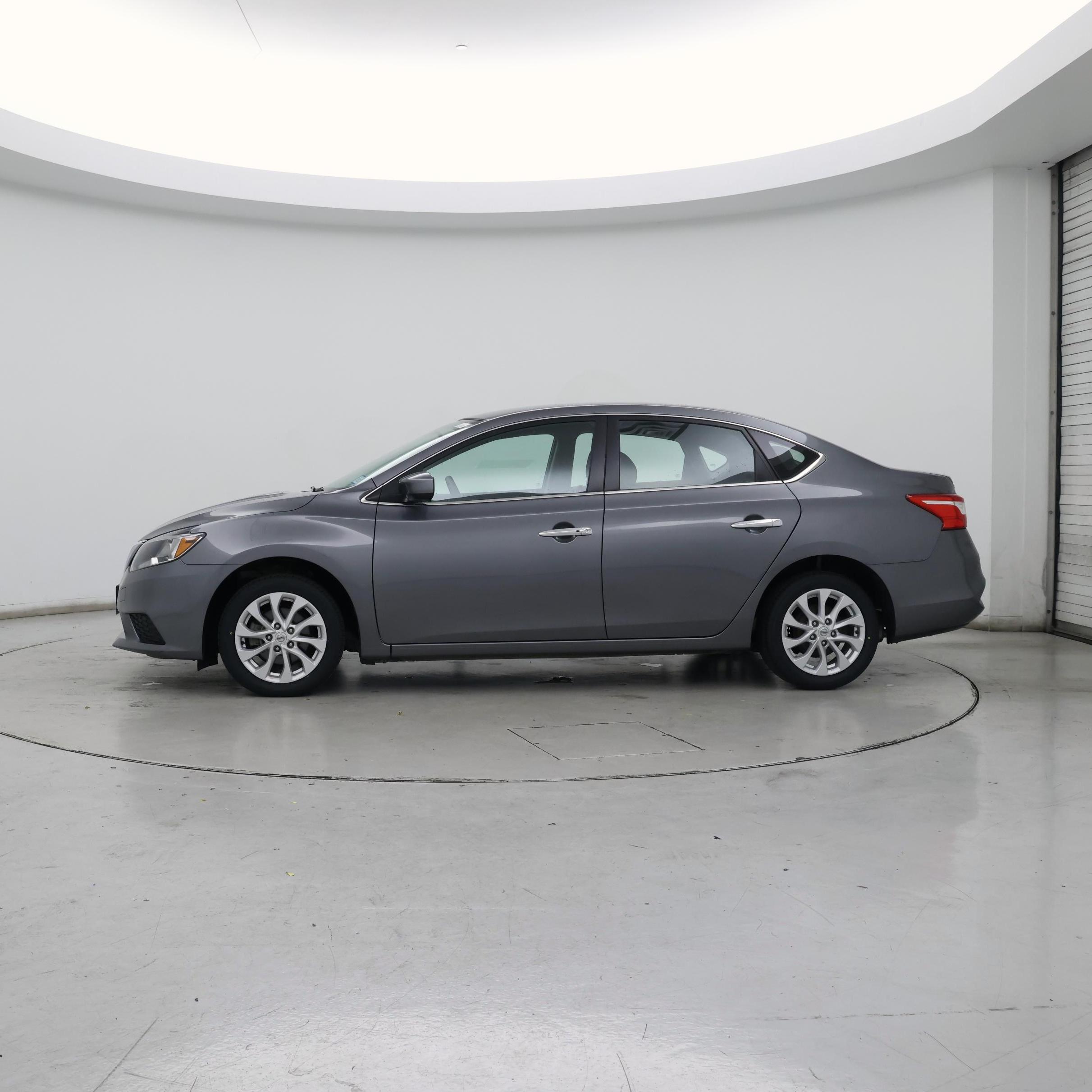 Thumbnail: 2019 Nissan Sentra - 3