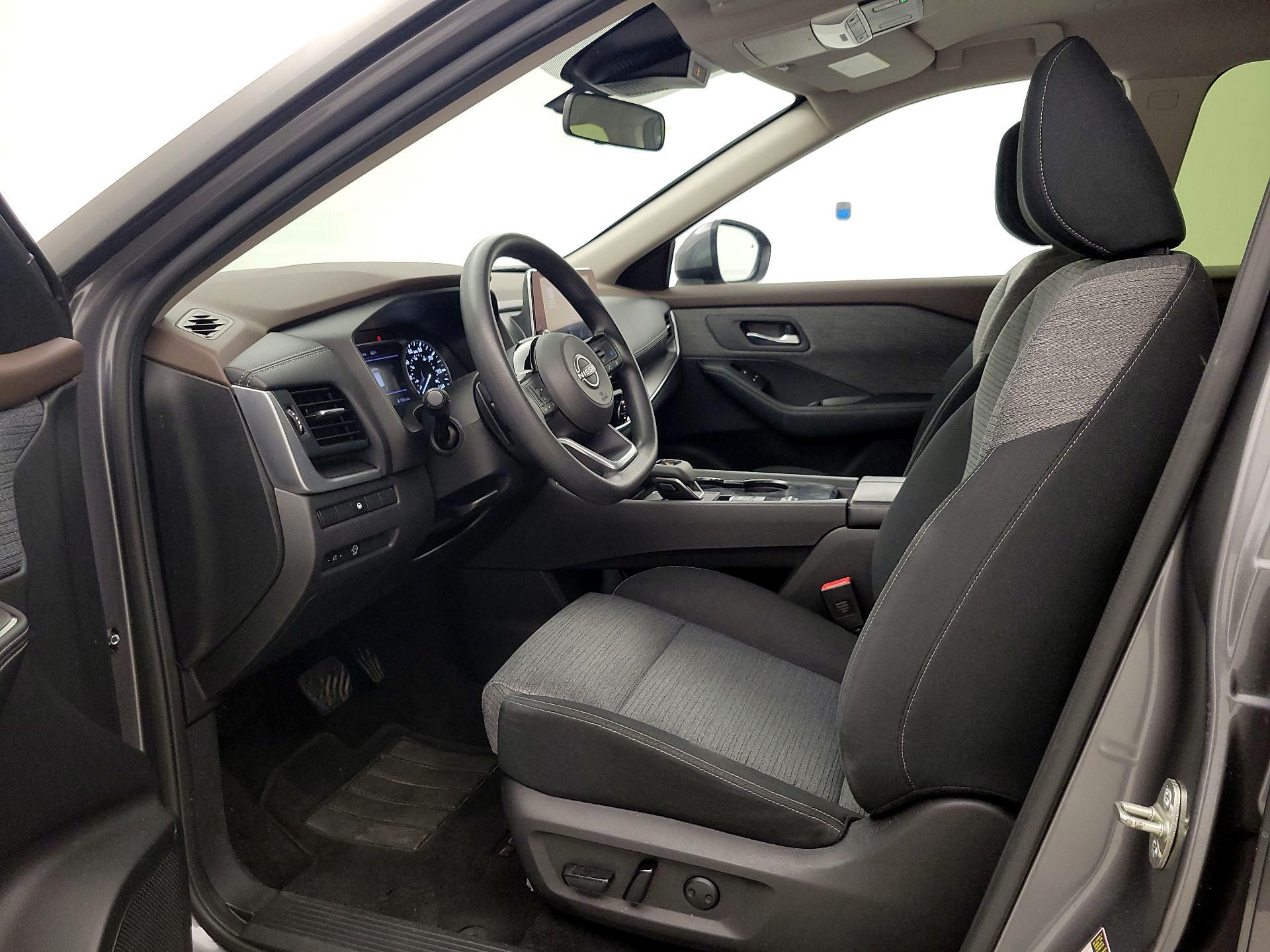 Thumbnail: 2023 Nissan Rogue - 11