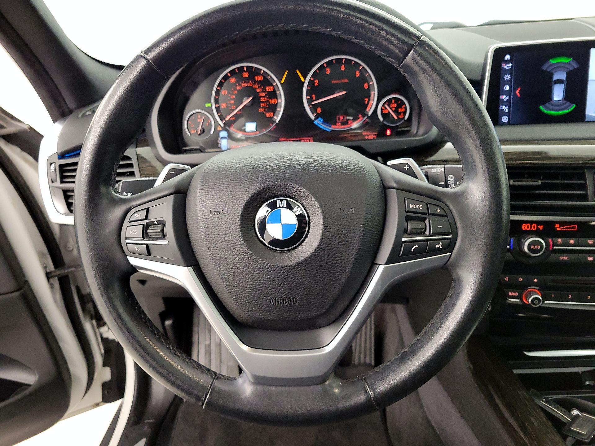 Thumbnail: 2018 BMW X5 - 10
