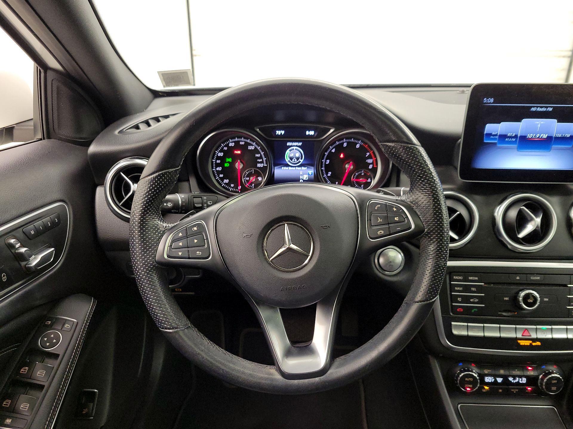 Thumbnail: 2019 Mercedes-Benz GLA - 10
