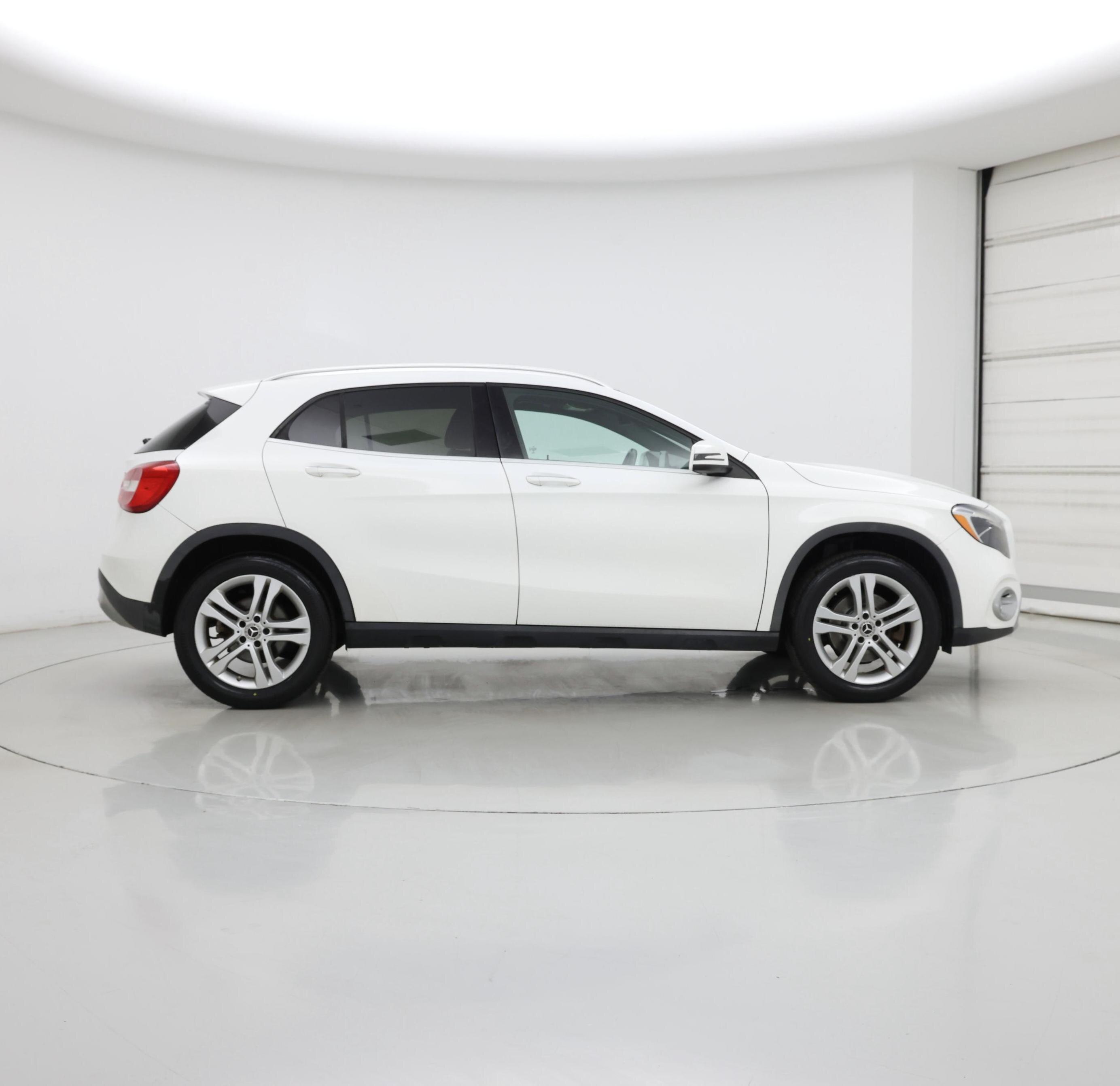 Thumbnail: 2019 Mercedes-Benz GLA - 7