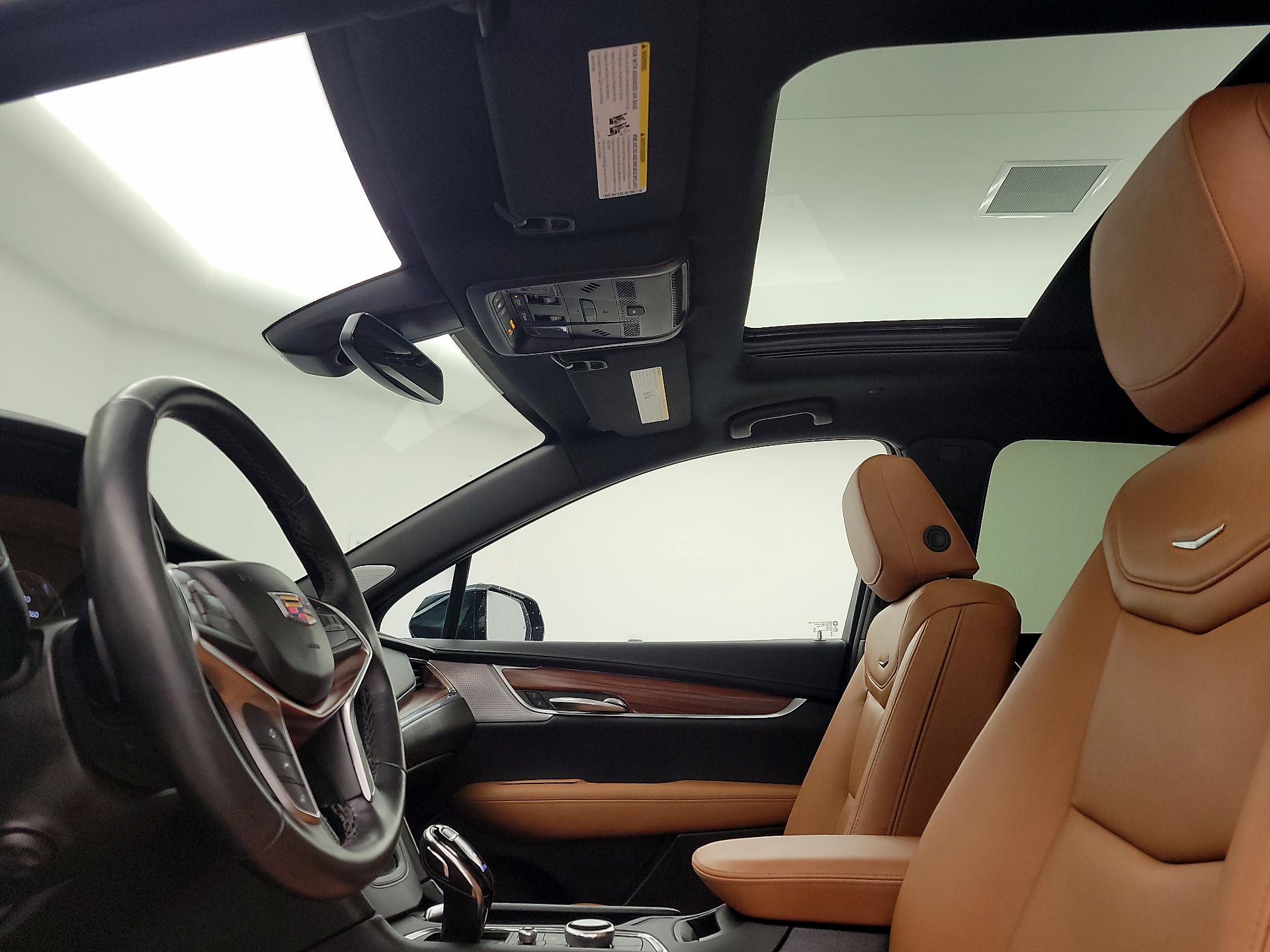 Thumbnail: 2025 Cadillac XT5 - 20