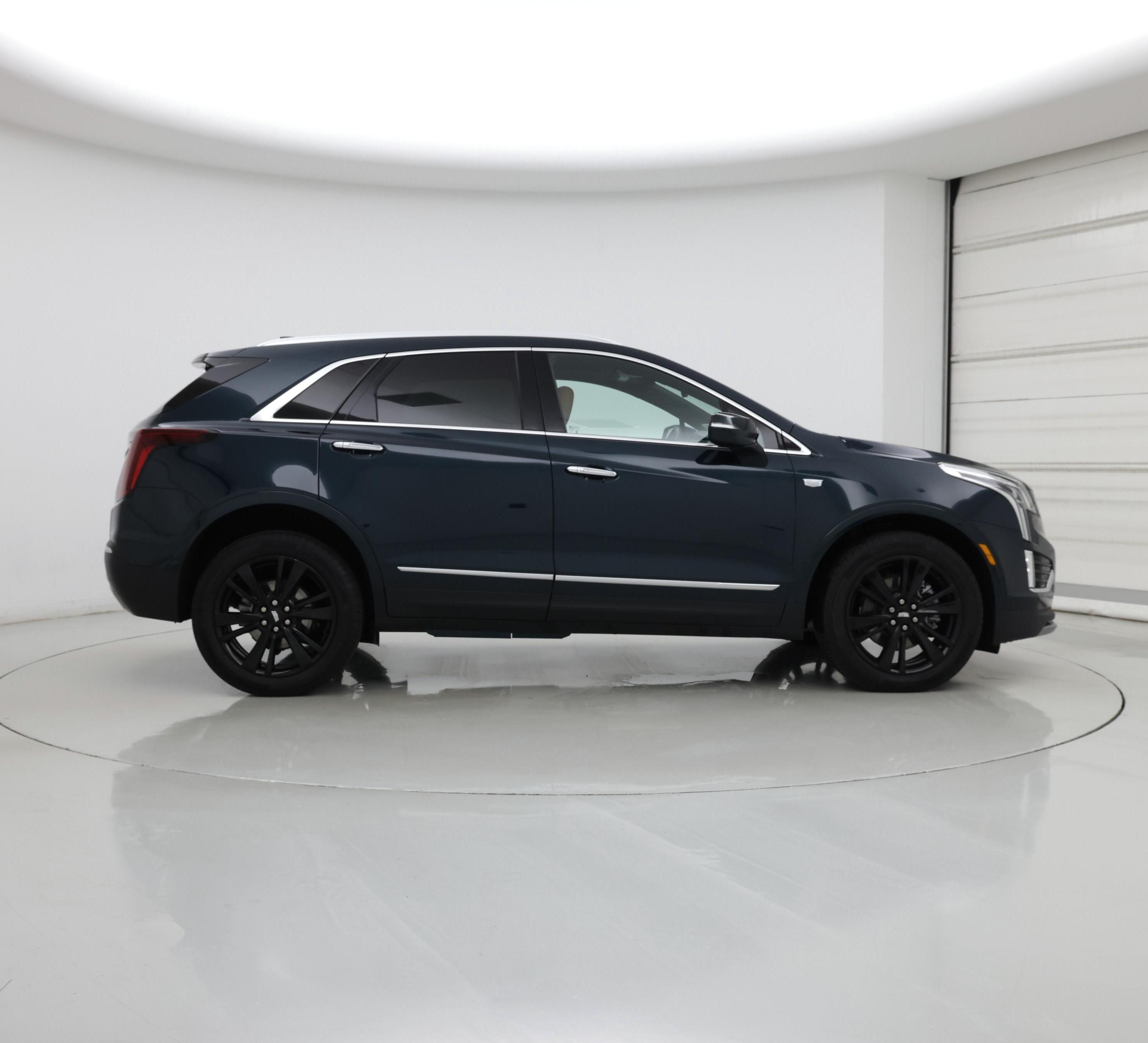 Thumbnail: 2025 Cadillac XT5 - 7