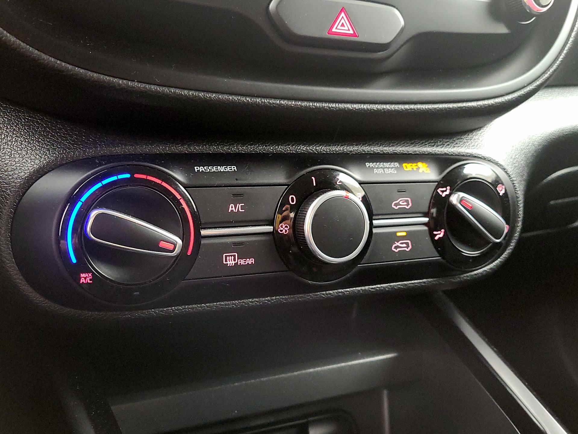 Thumbnail: 2021 Kia Soul - 16