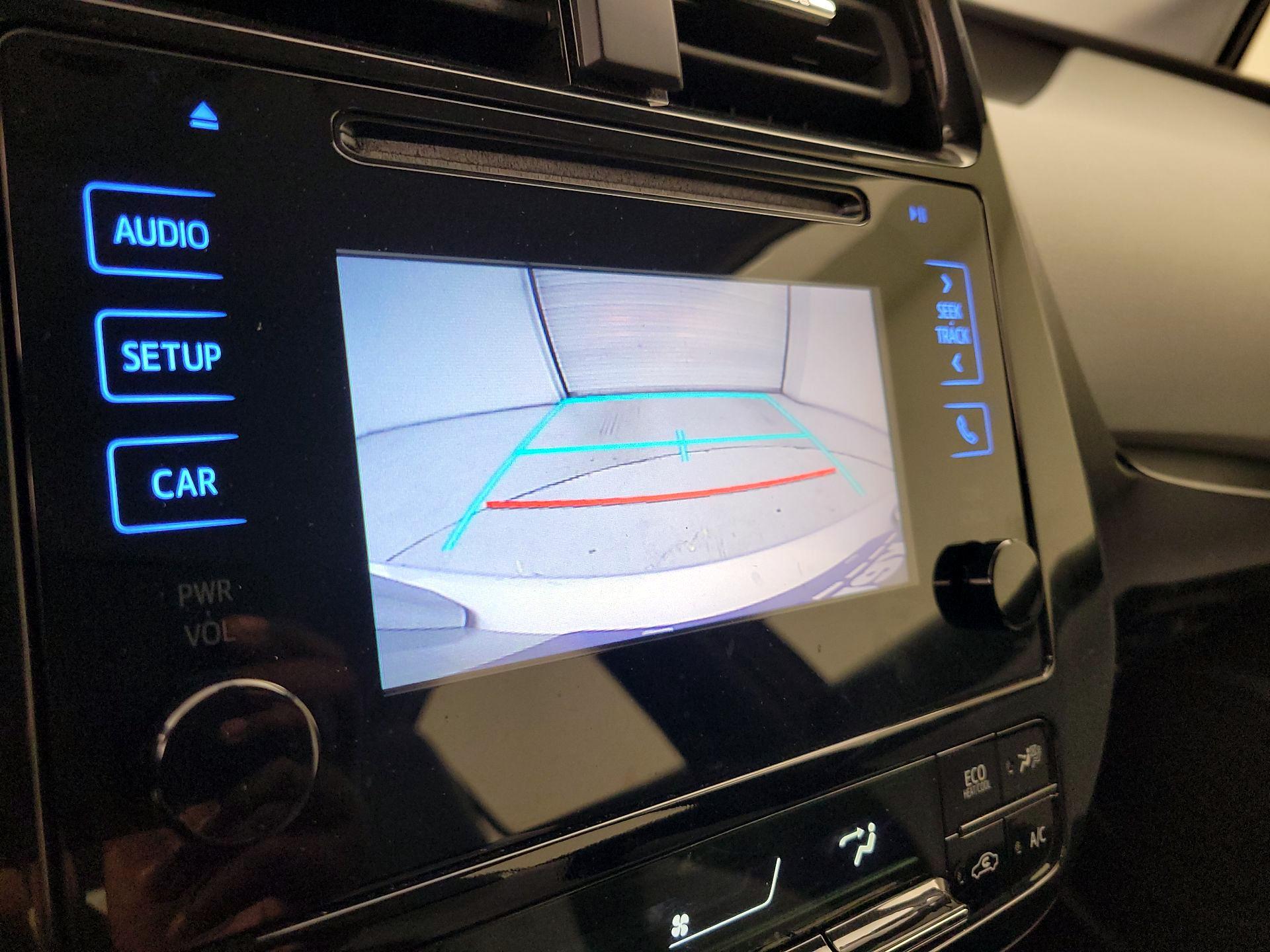 Thumbnail: 2018 Toyota Prius - 14
