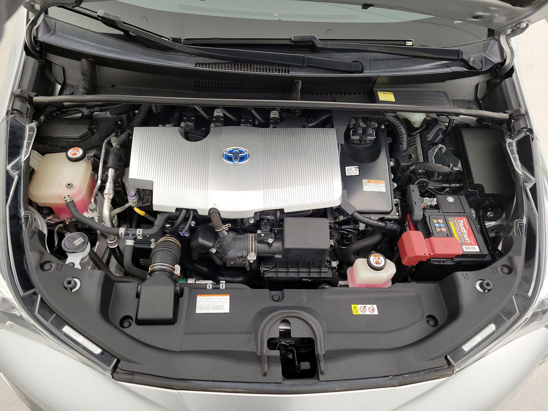 Thumbnail: 2018 Toyota Prius - 20