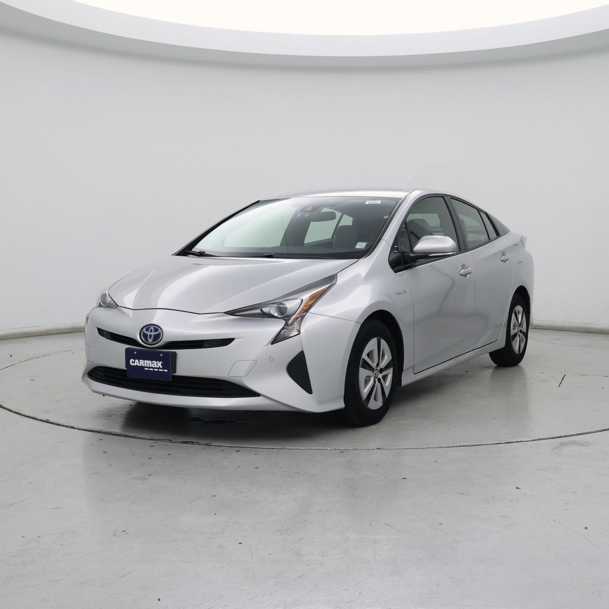 Thumbnail: 2018 Toyota Prius - 4