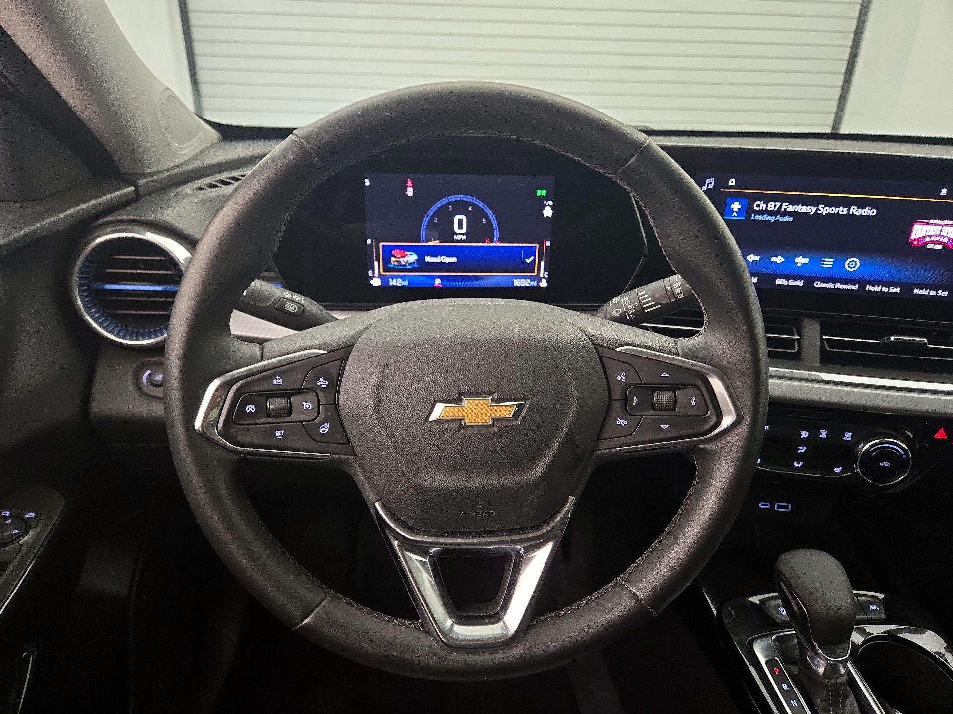 Thumbnail: 2024 Chevrolet Trax - 10