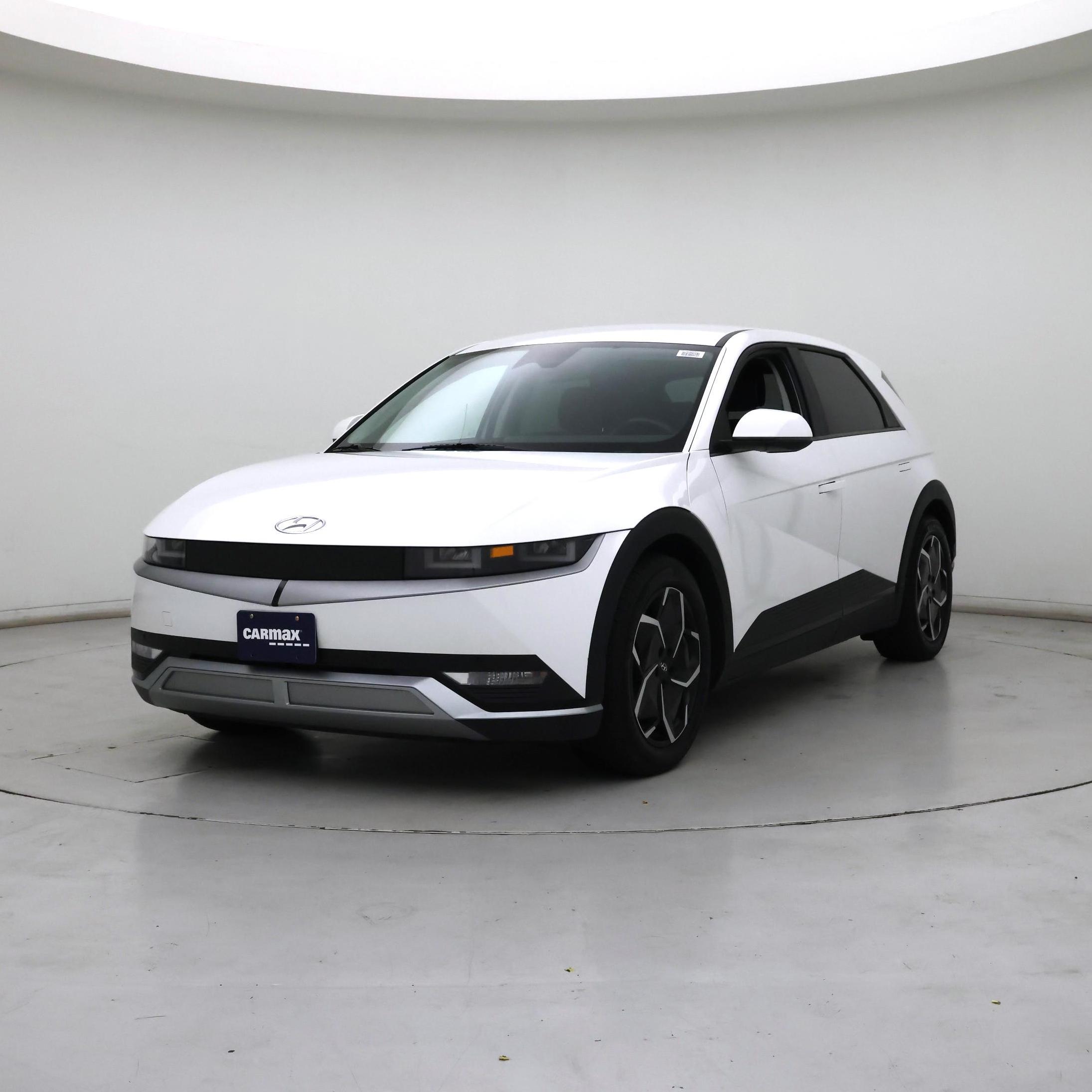 Thumbnail: 2023 Hyundai Ioniq 5 - 4