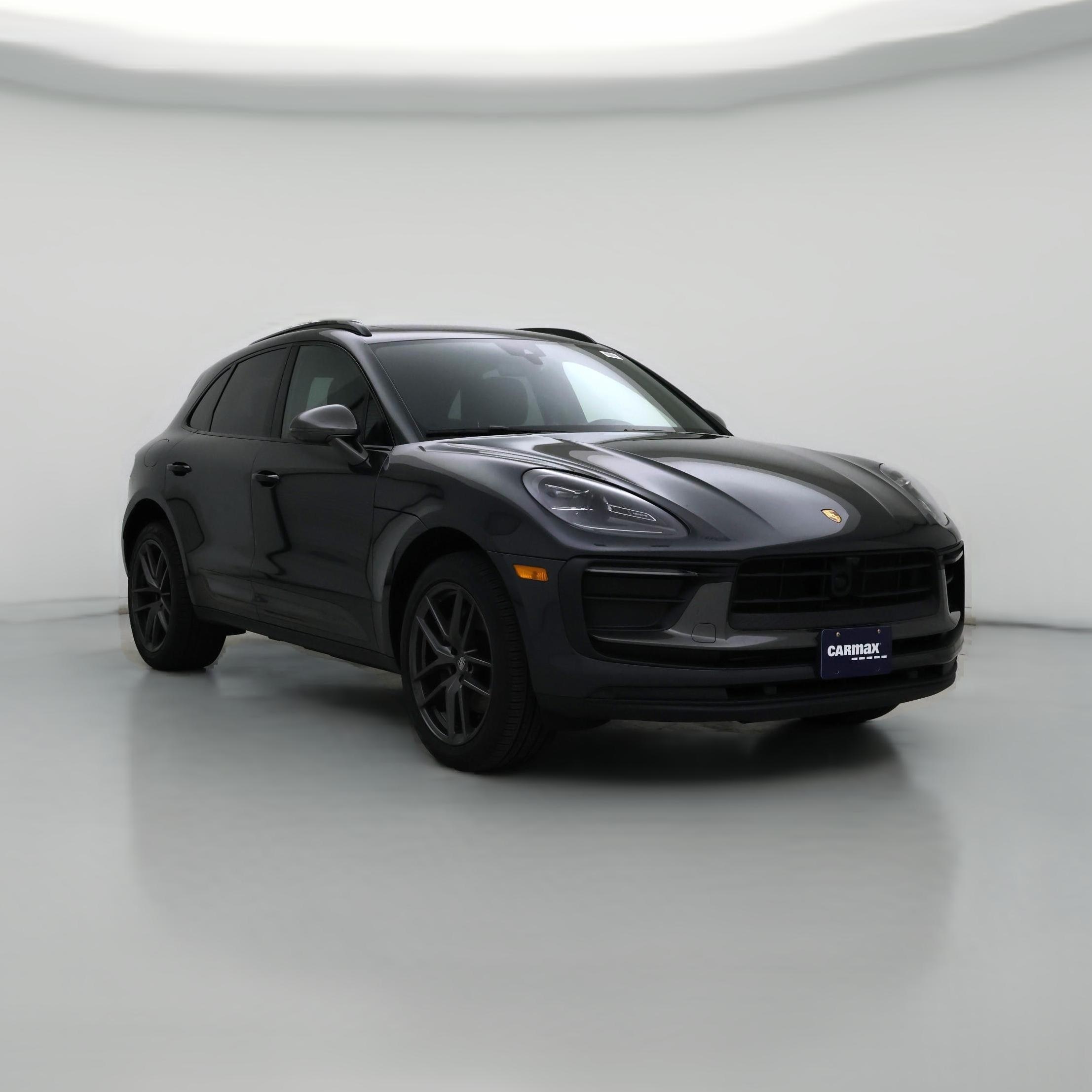 Thumbnail: 2024 Porsche Macan - 1