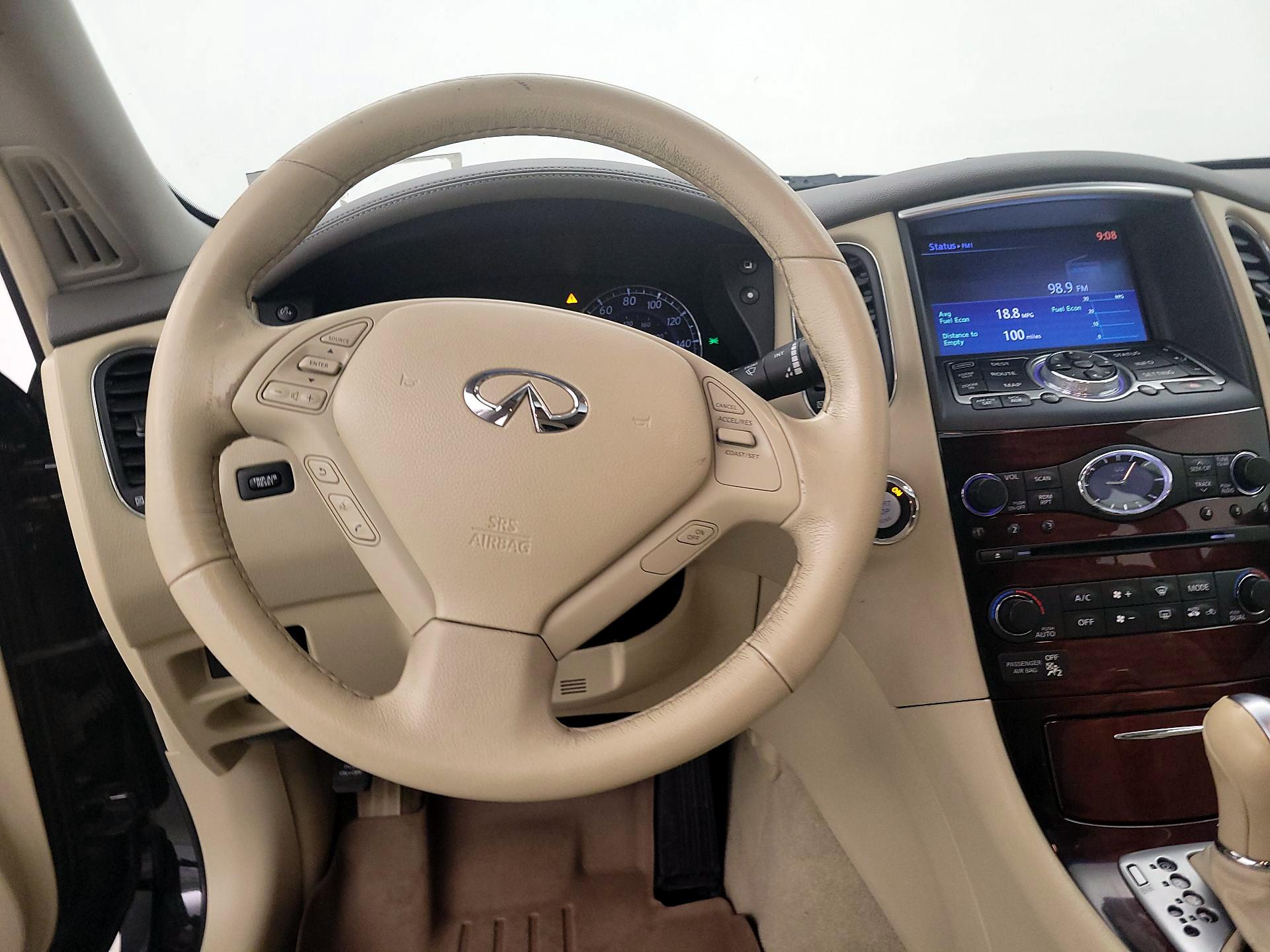 Thumbnail: 2015 INFINITI QX50 - 10