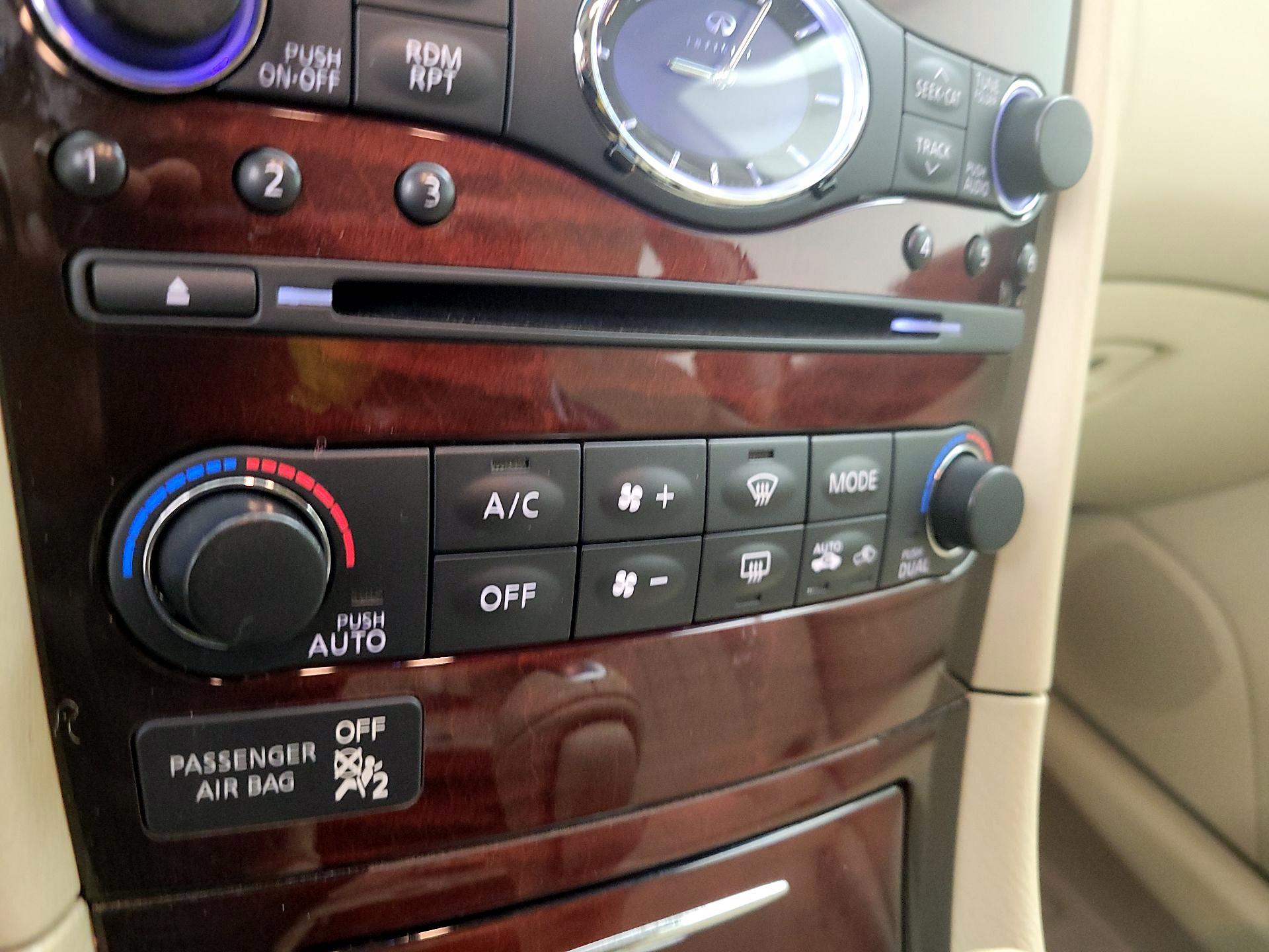 Thumbnail: 2015 INFINITI QX50 - 15