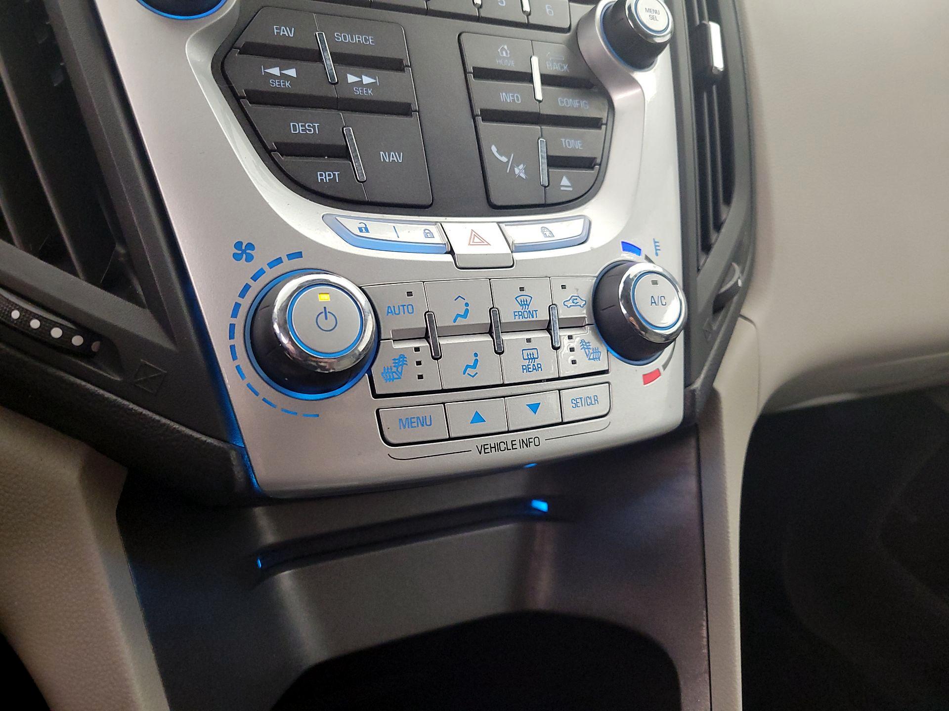 Thumbnail: 2014 Chevrolet Equinox - 15