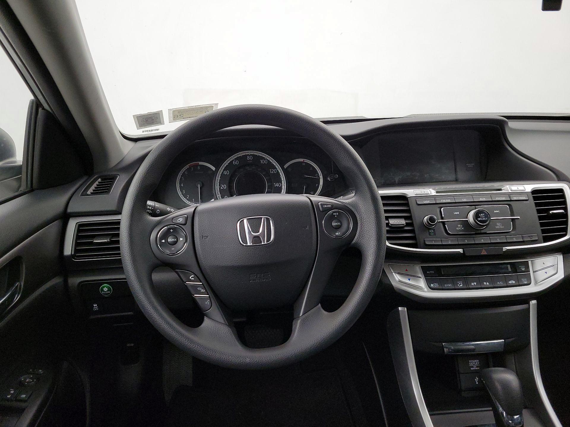 Thumbnail: 2015 Honda Accord - 10