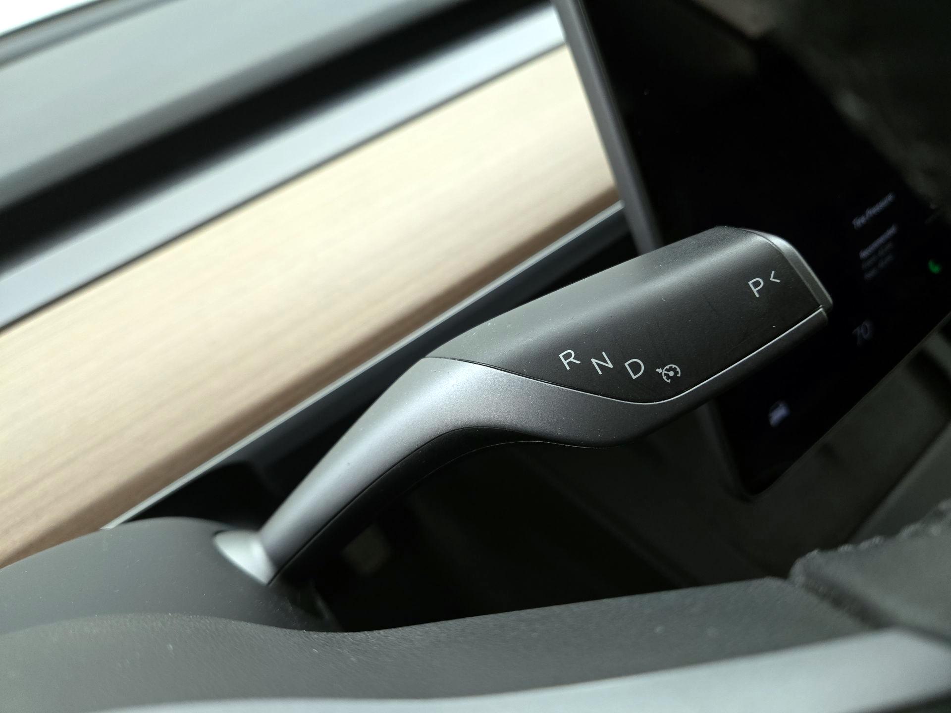 Thumbnail: 2023 Tesla Model 3 - 16