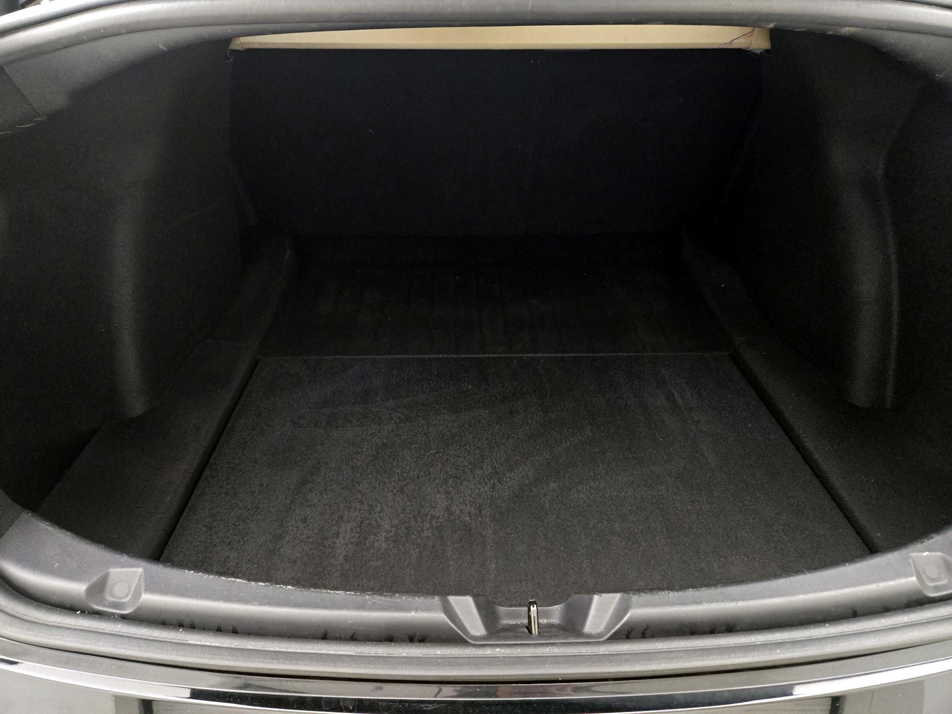 Thumbnail: 2023 Tesla Model 3 - 19