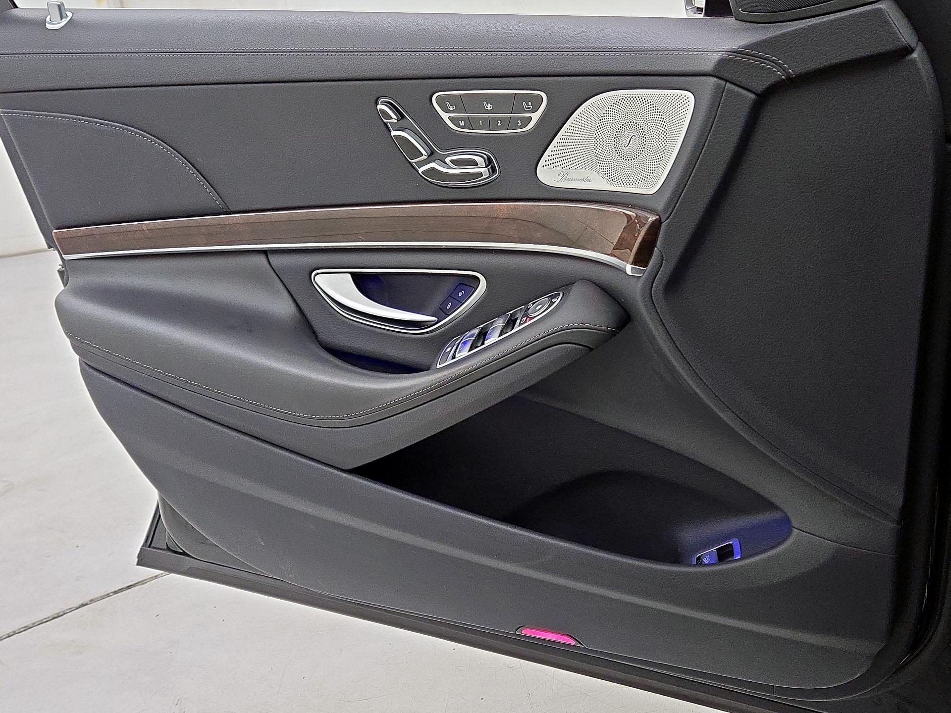 Thumbnail: 2020 Mercedes-Benz S-Class - 12