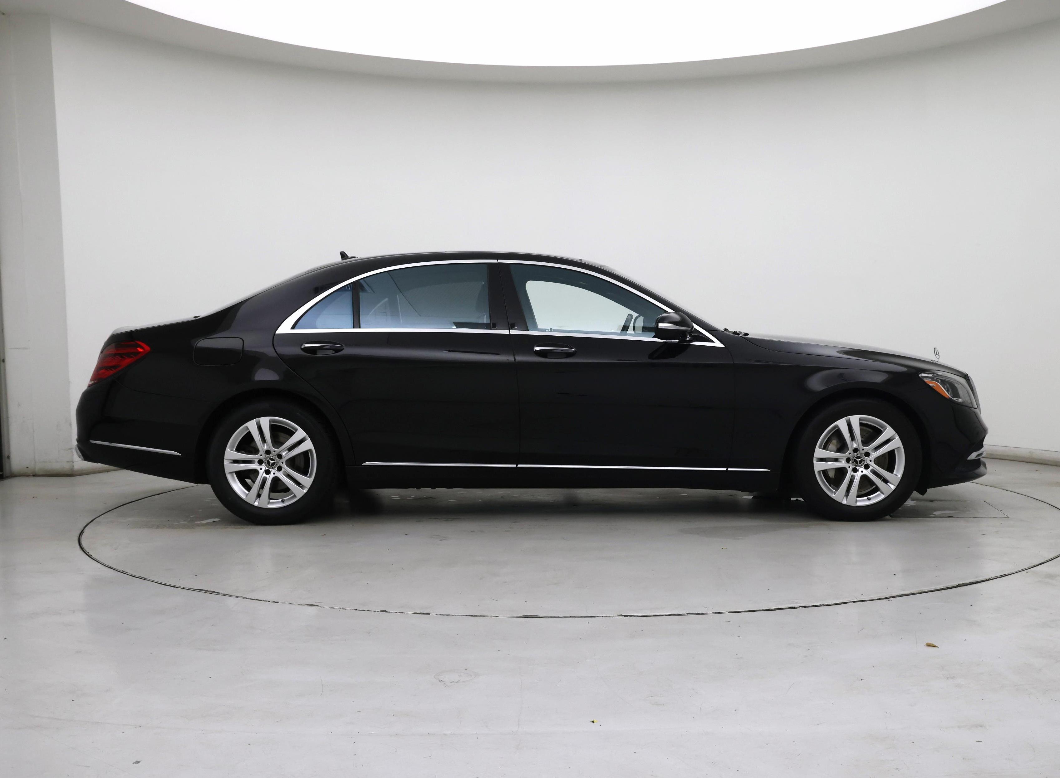Thumbnail: 2020 Mercedes-Benz S-Class - 7
