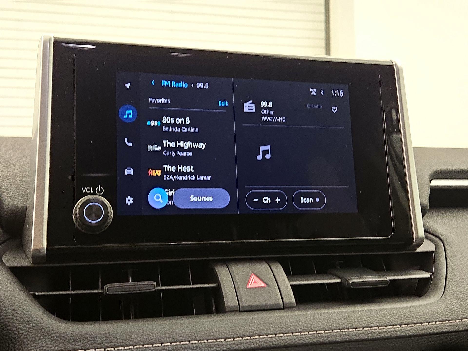 Thumbnail: 2025 Toyota RAV4 - 15