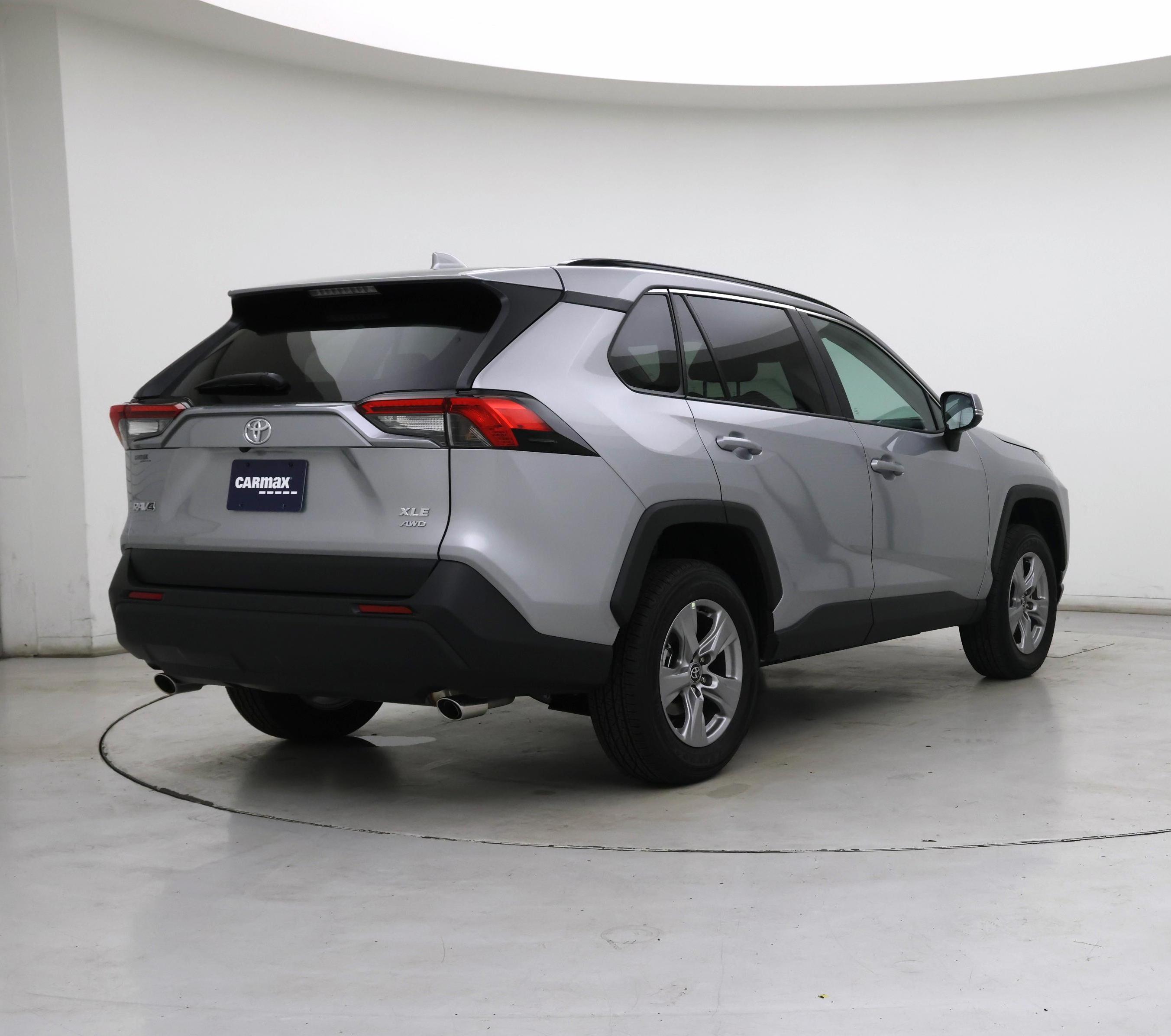 Thumbnail: 2025 Toyota RAV4 - 8