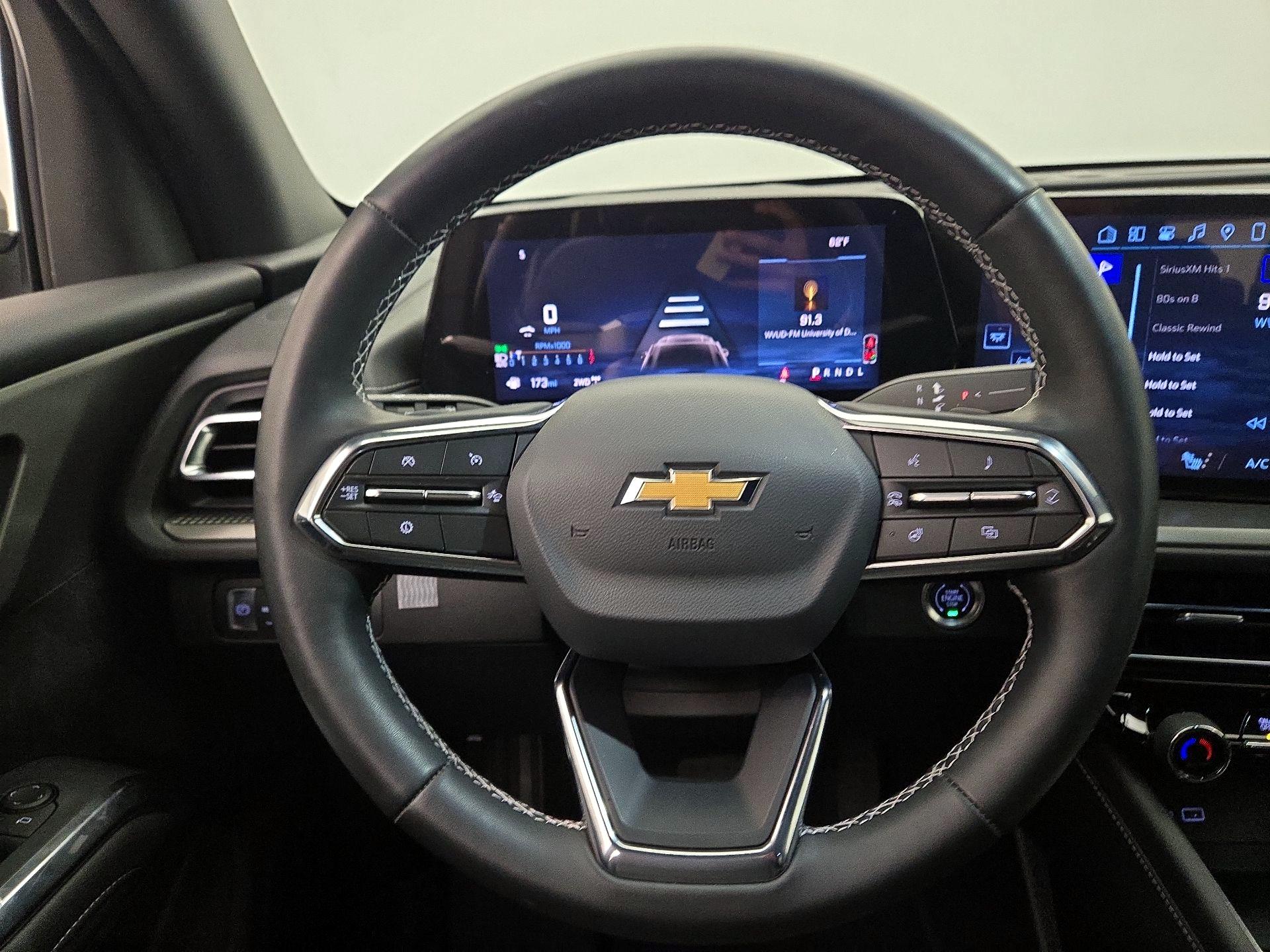Thumbnail: 2025 Chevrolet Traverse - 10