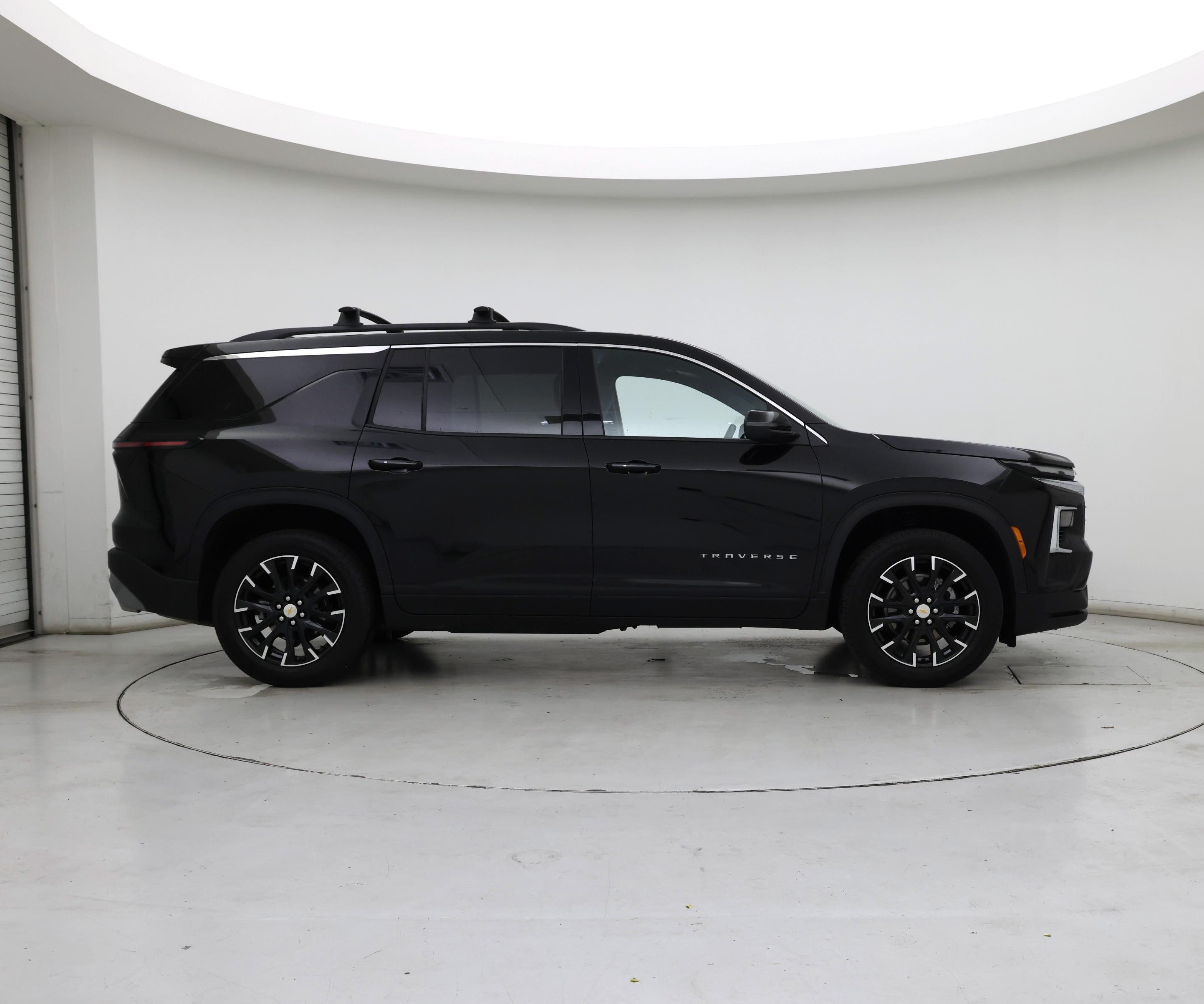 Thumbnail: 2025 Chevrolet Traverse - 7