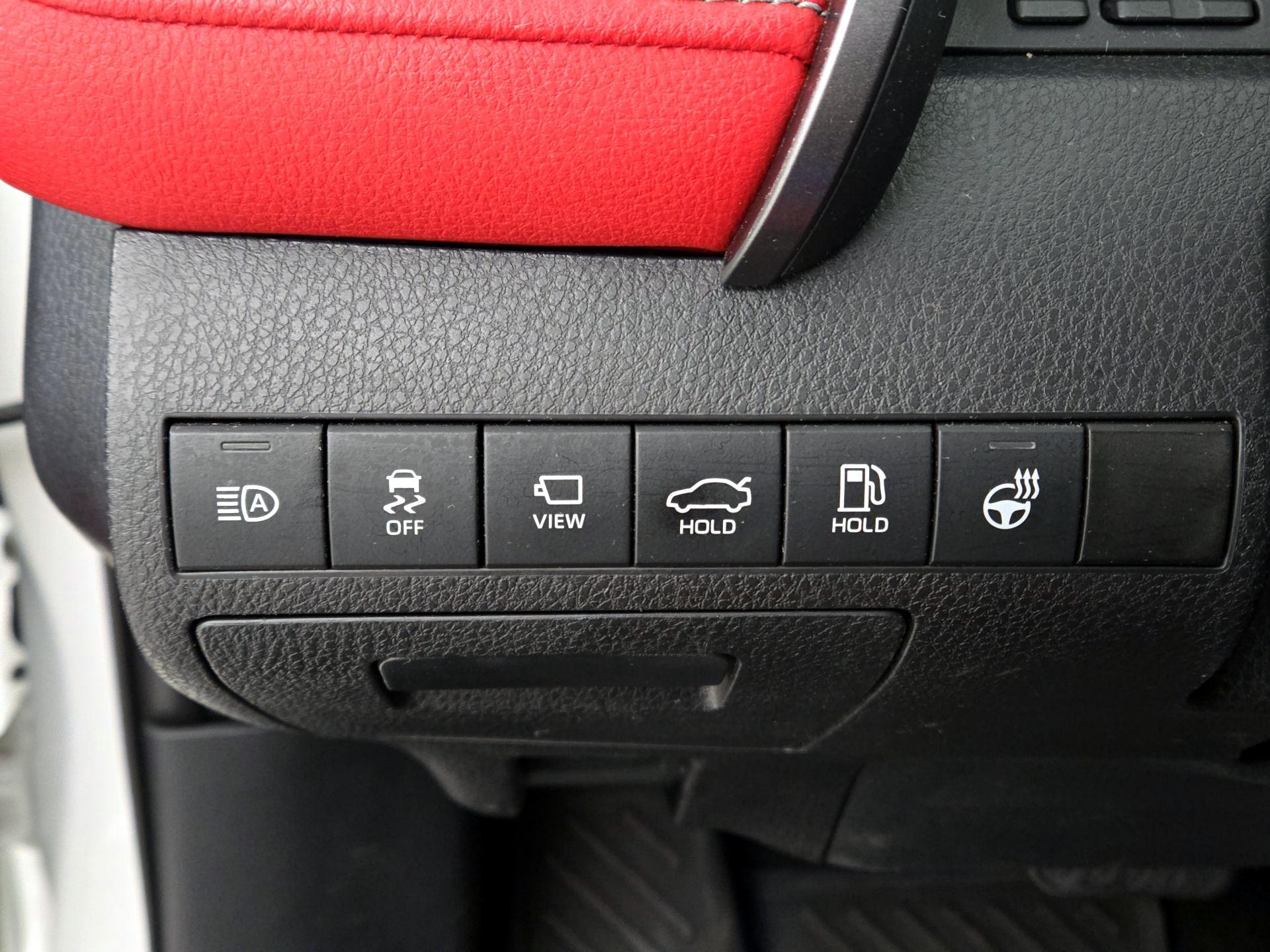 Thumbnail: 2022 Toyota Camry - 13